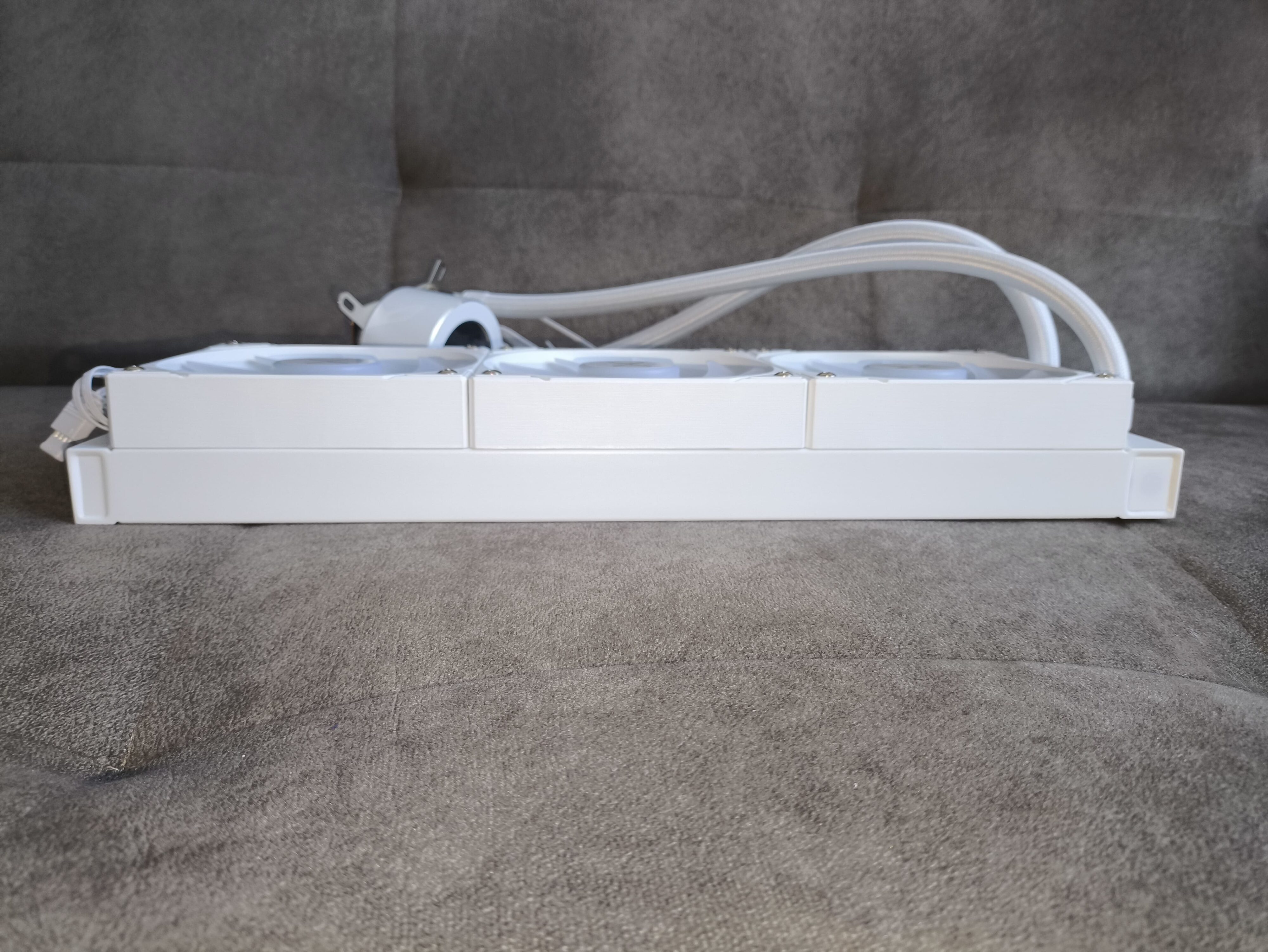 Krux HydroX 240 / Krux HydroGlance 360 White LCD - premierowy test chłodzeń AIO. Czy oba są warte uwagi?