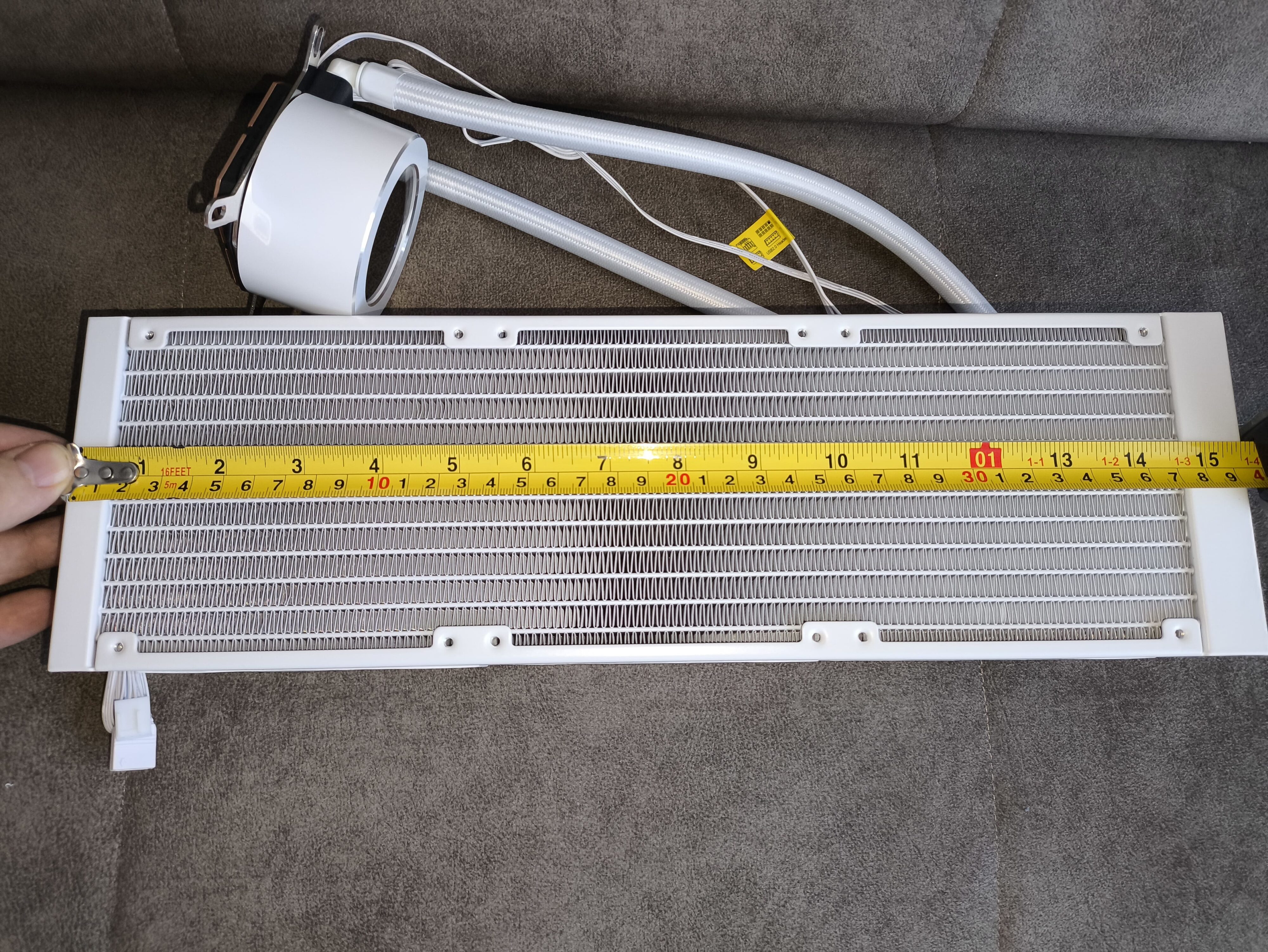 Krux HydroX 240 / Krux HydroGlance 360 White LCD - premierowy test chłodzeń AIO. Czy oba są warte uwagi?