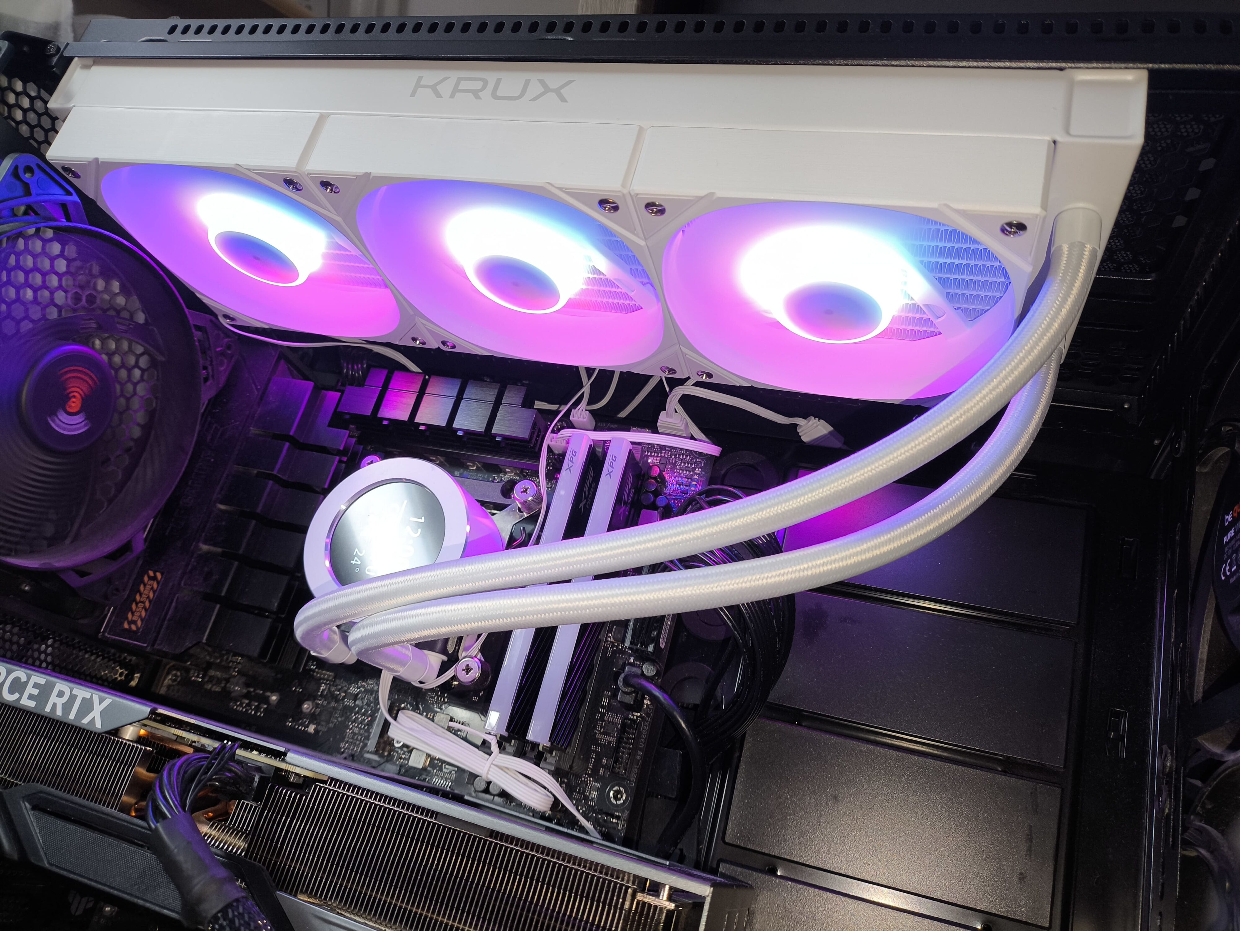 Krux HydroX 240 / Krux HydroGlance 360 White LCD - premierowy test chłodzeń AIO. Czy oba są warte uwagi?