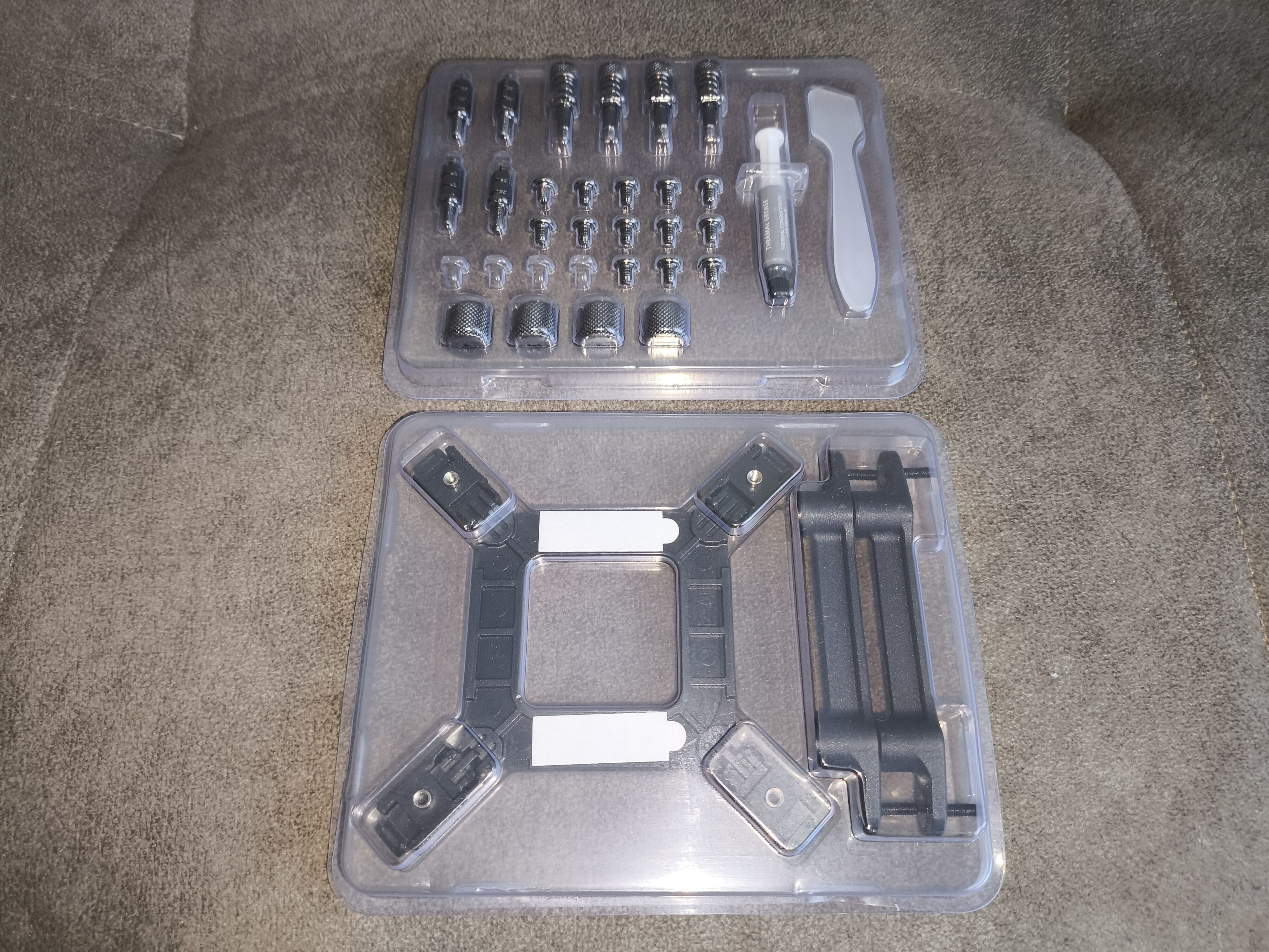 Krux HydroX 240 / Krux HydroGlance 360 White LCD - premierowy test chłodzeń AIO. Czy oba są warte uwagi?