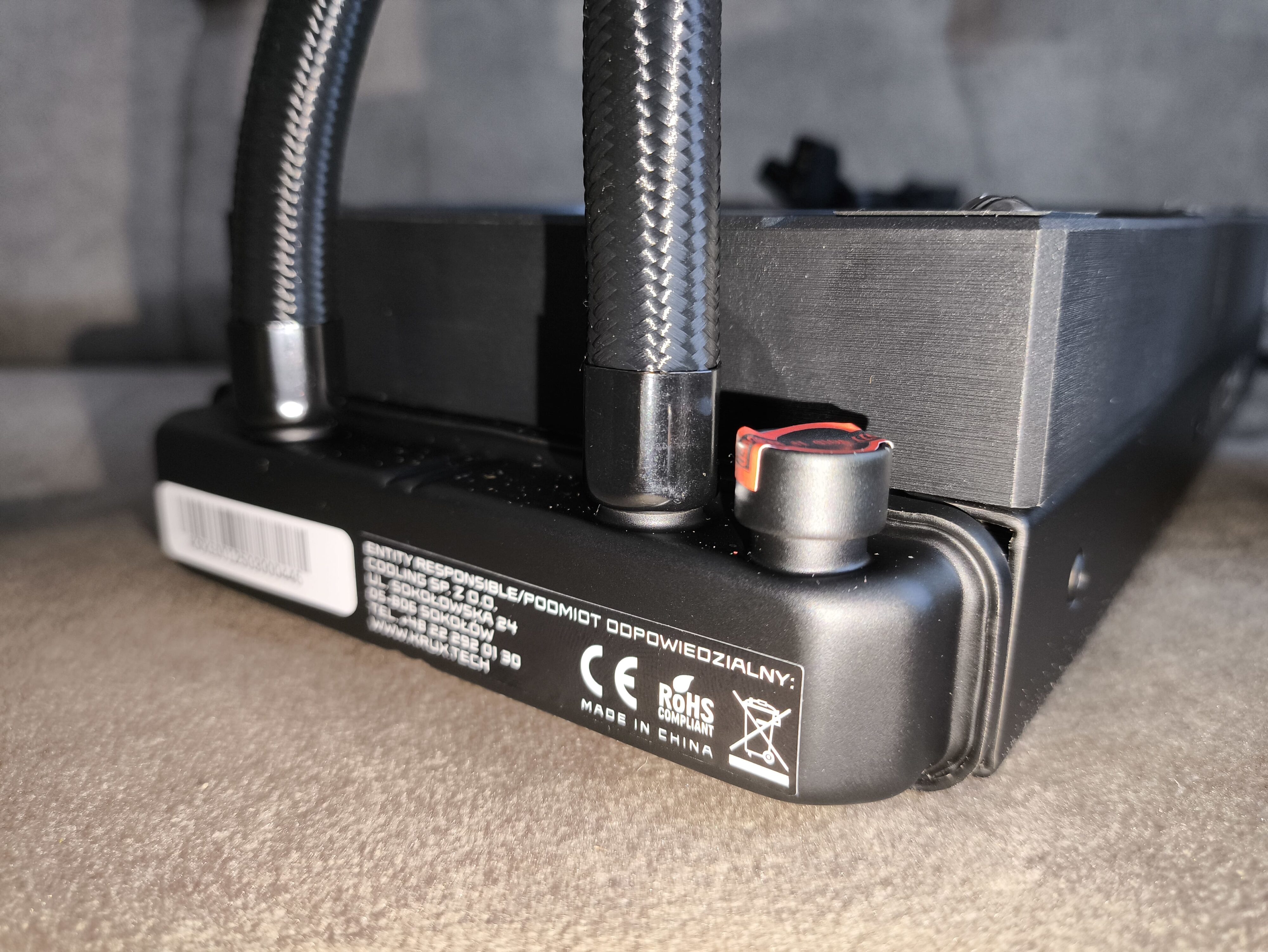 Krux HydroX 240 / Krux HydroGlance 360 White LCD - premierowy test chłodzeń AIO. Czy oba są warte uwagi?