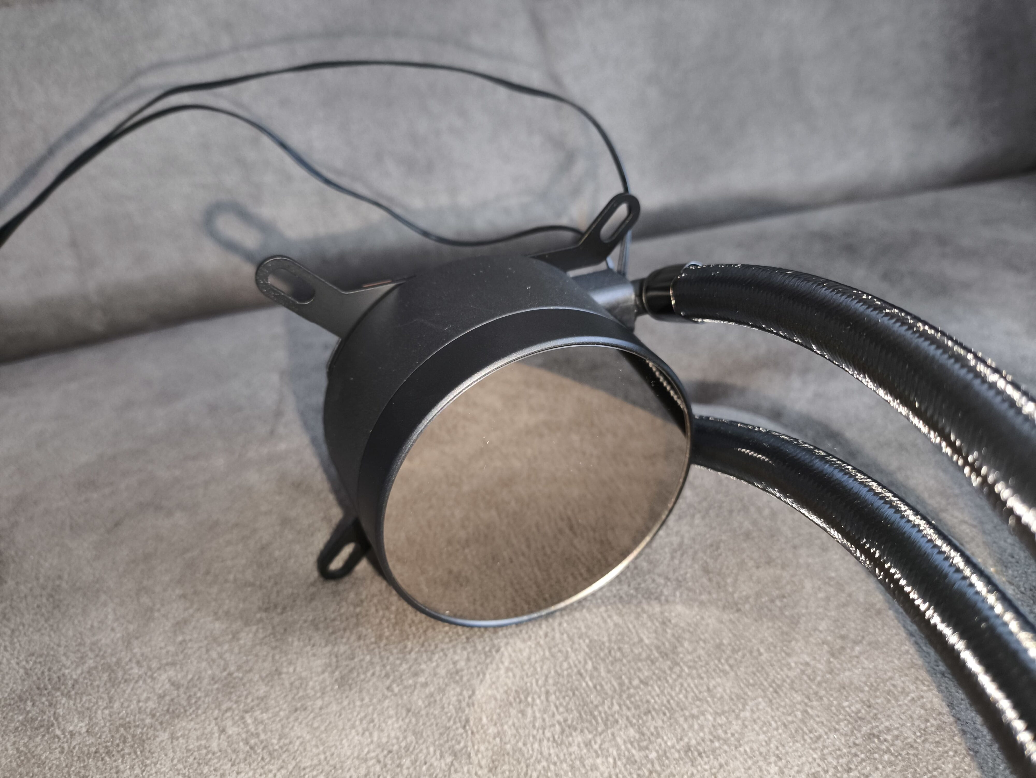 Krux HydroX 240 / Krux HydroGlance 360 White LCD - premierowy test chłodzeń AIO. Czy oba są warte uwagi?