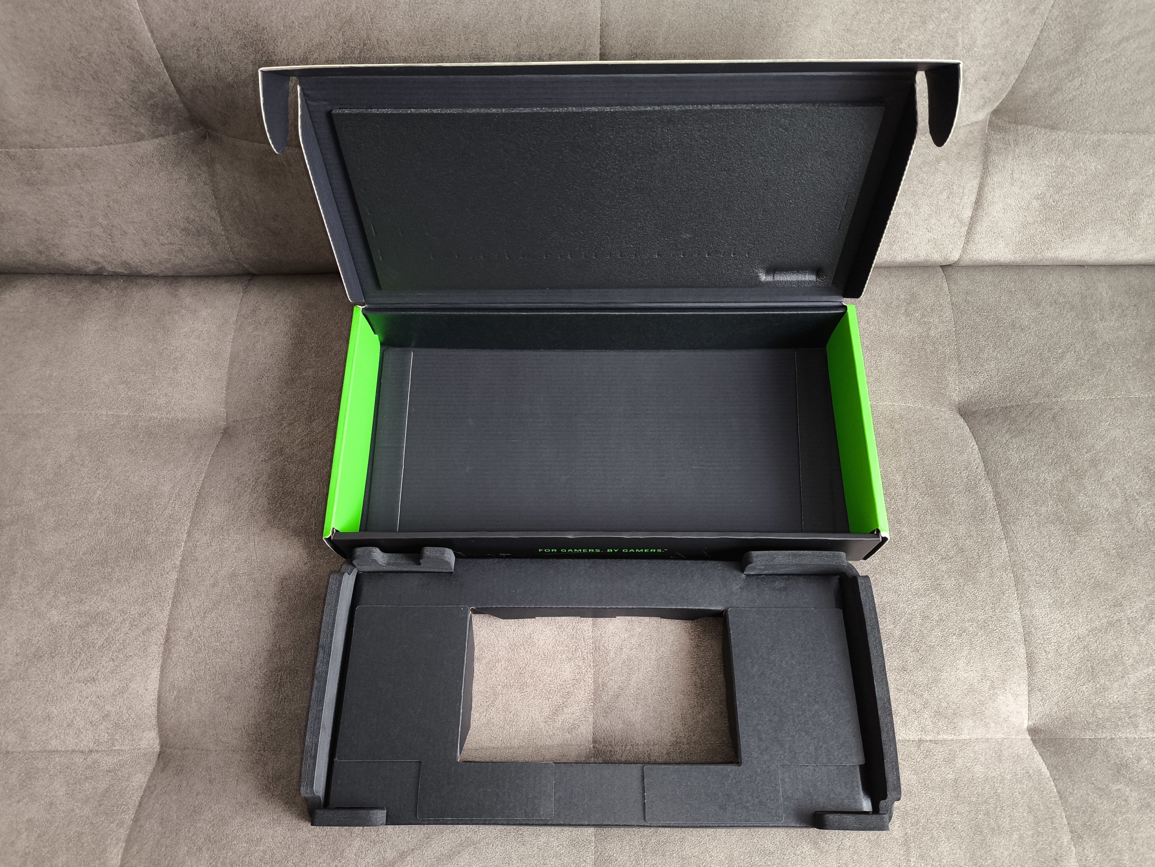 Razer BlackWidow V4 Low-Profile Tenkeyless Hyperspeed - premierowy test klawiatury niskoprofilowej