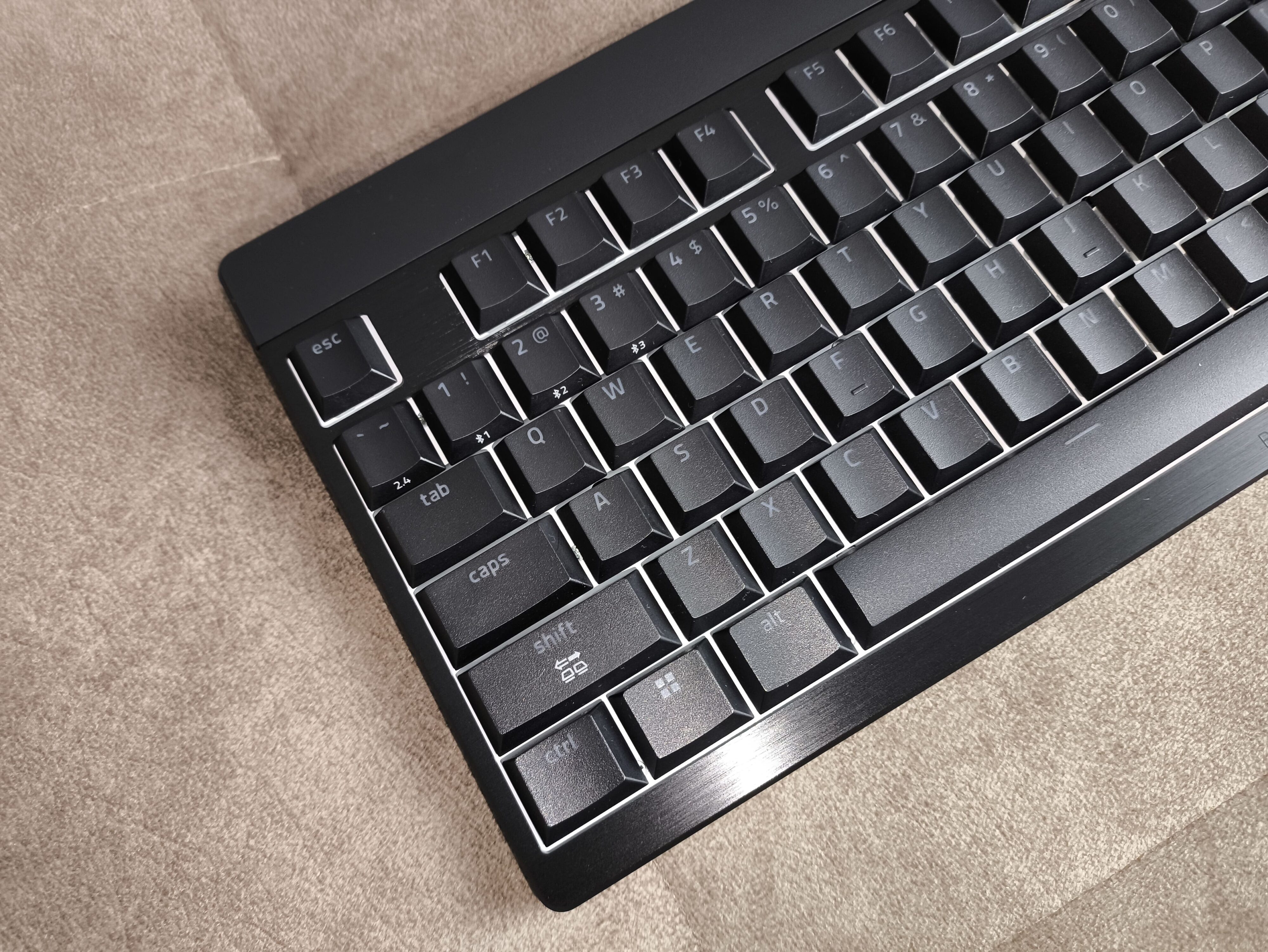 Razer BlackWidow V4 Low-Profile Tenkeyless Hyperspeed - premierowy test klawiatury niskoprofilowej
