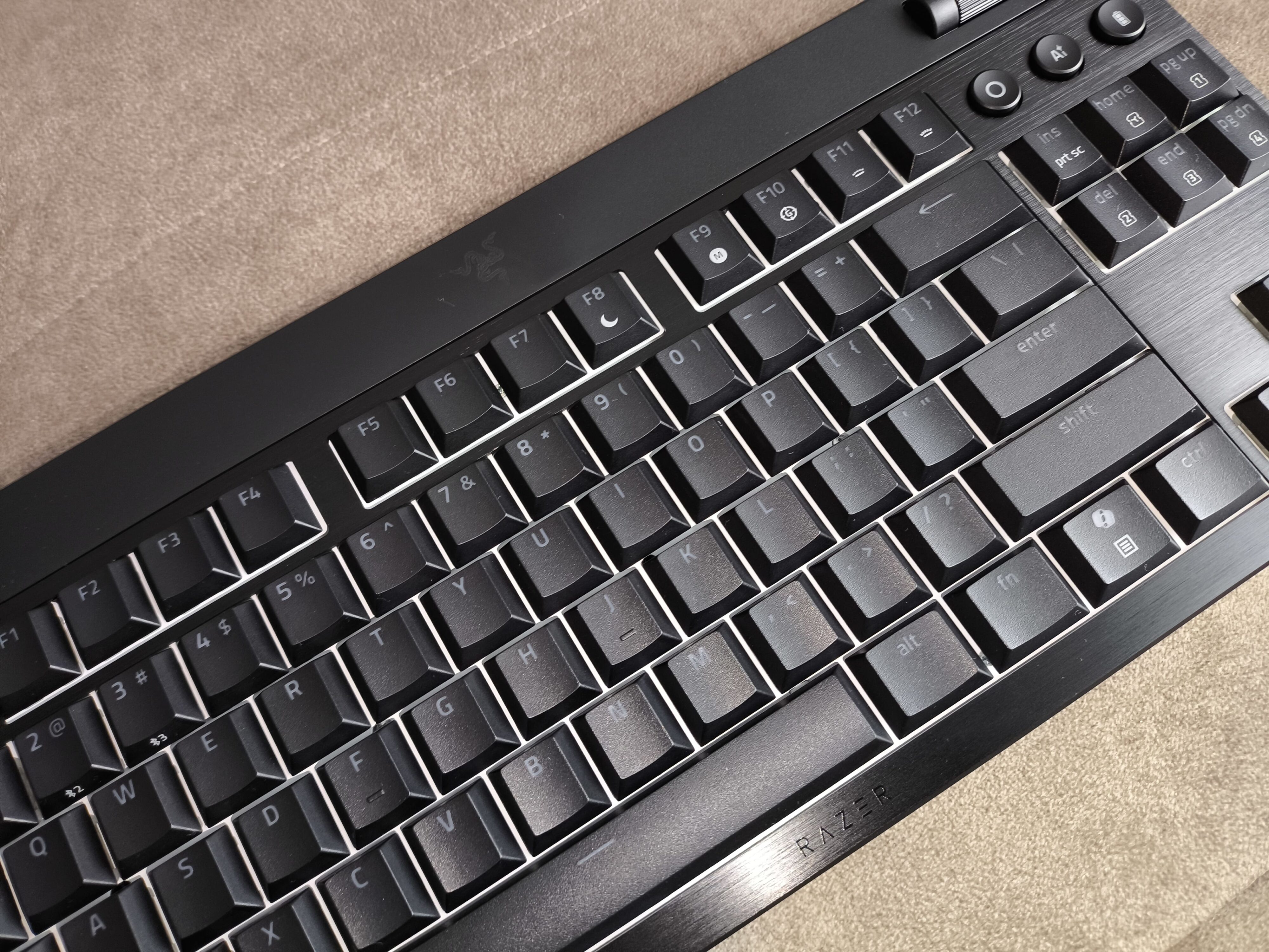 Razer BlackWidow V4 Low-Profile Tenkeyless Hyperspeed - premierowy test klawiatury niskoprofilowej