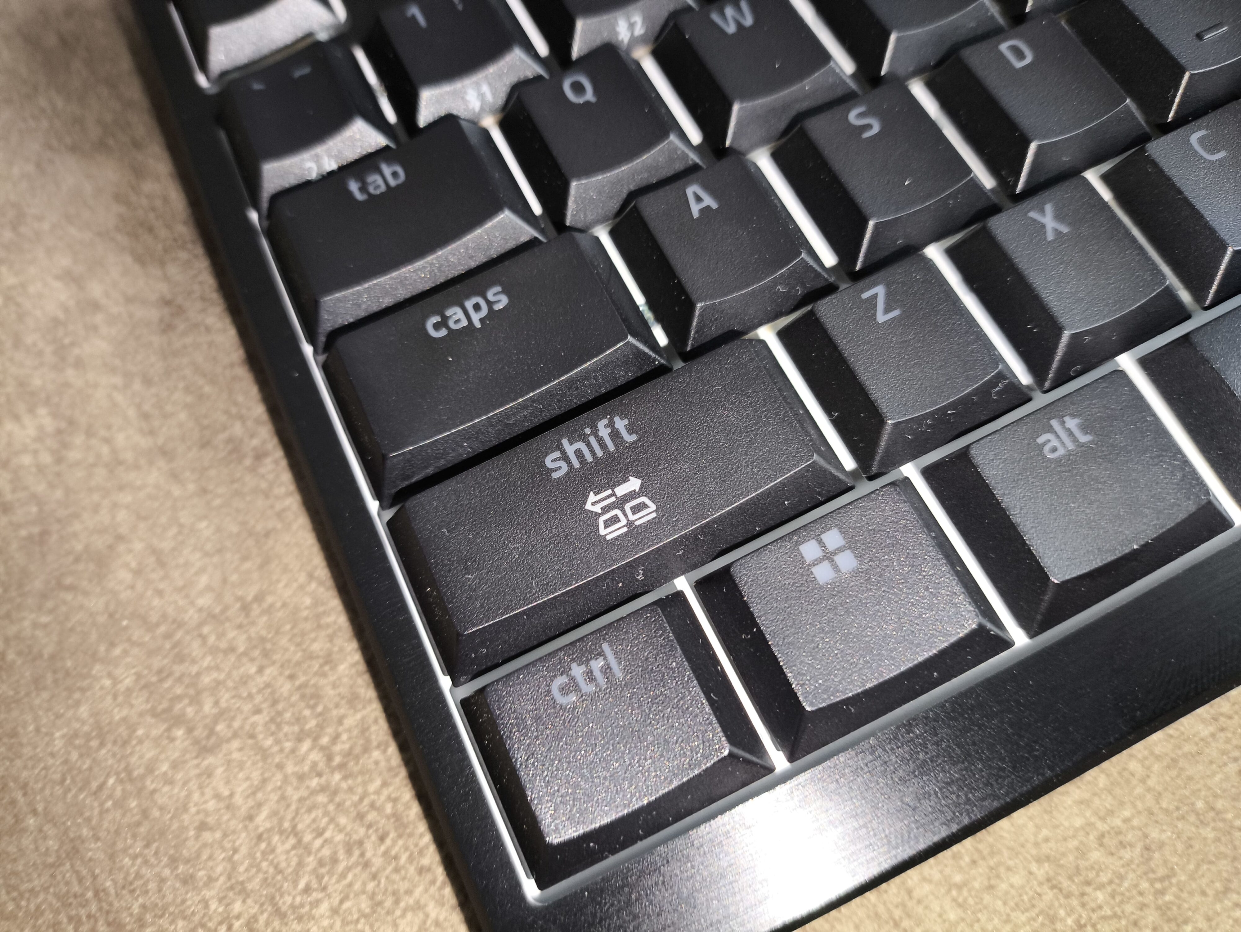 Razer BlackWidow V4 Low-Profile Tenkeyless Hyperspeed - premierowy test klawiatury niskoprofilowej