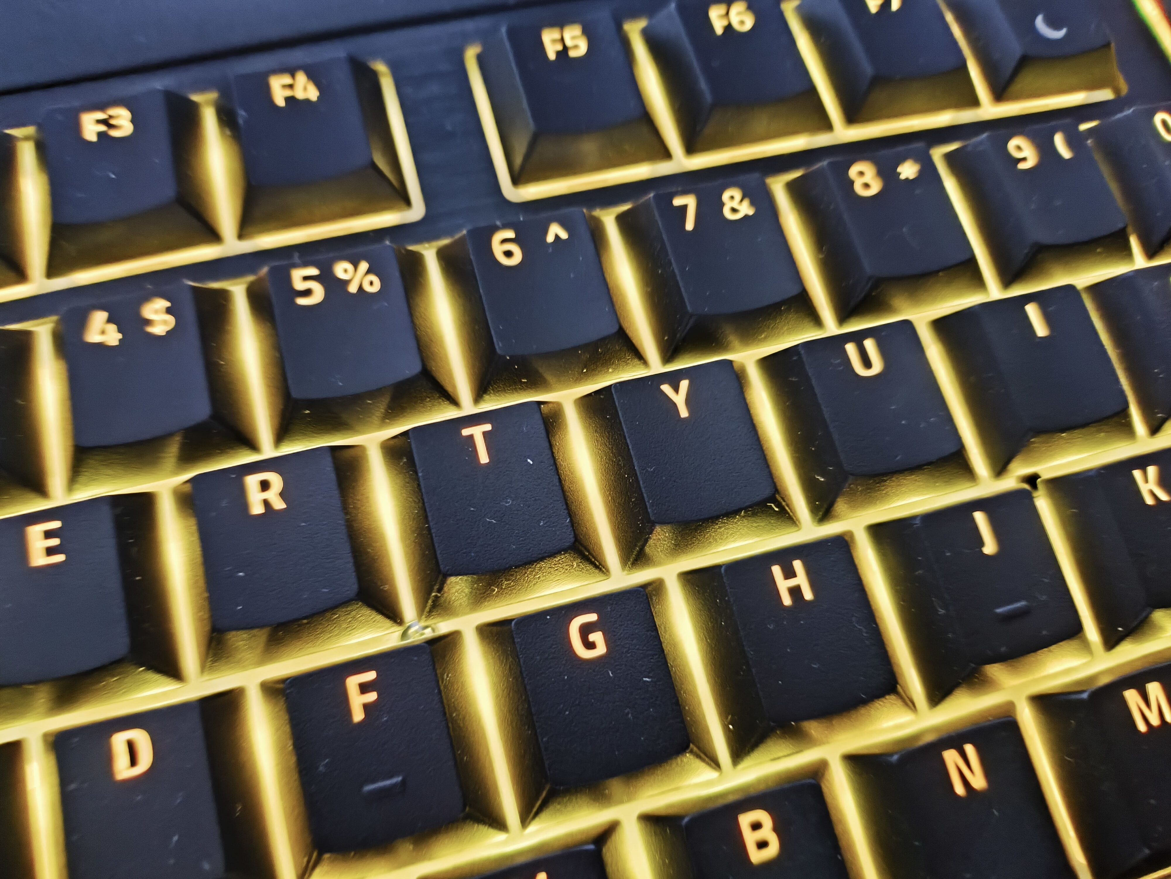 Razer BlackWidow V4 Low-Profile Tenkeyless Hyperspeed - premierowy test klawiatury niskoprofilowej