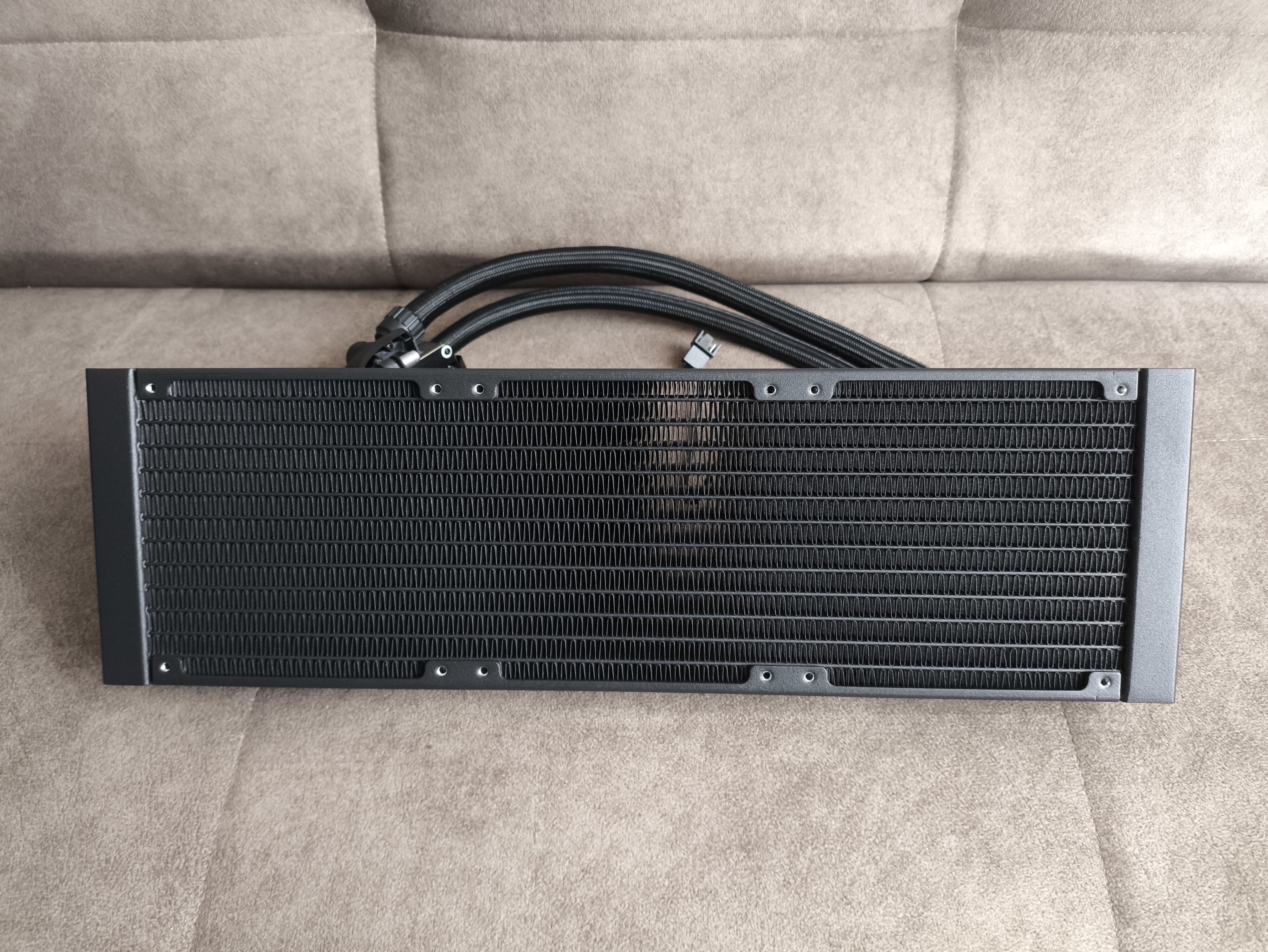 Arctic Liquid Freezer III Pro 360 - test chłodzenia AIO. Wydajnie, ale jednocześnie masakrycznie głośno