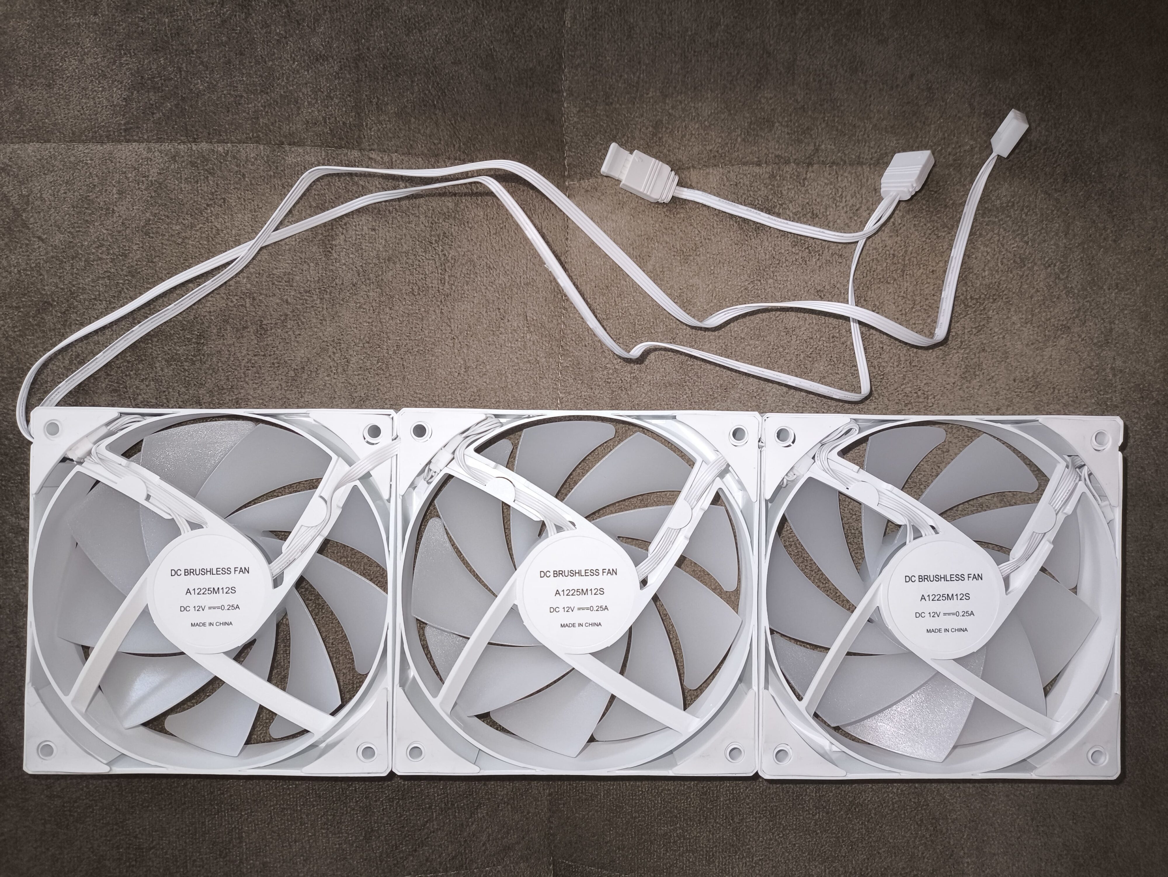 Krux HydroX 240 / Krux HydroGlance 360 White LCD - premierowy test chłodzeń AIO. Czy oba są warte uwagi?