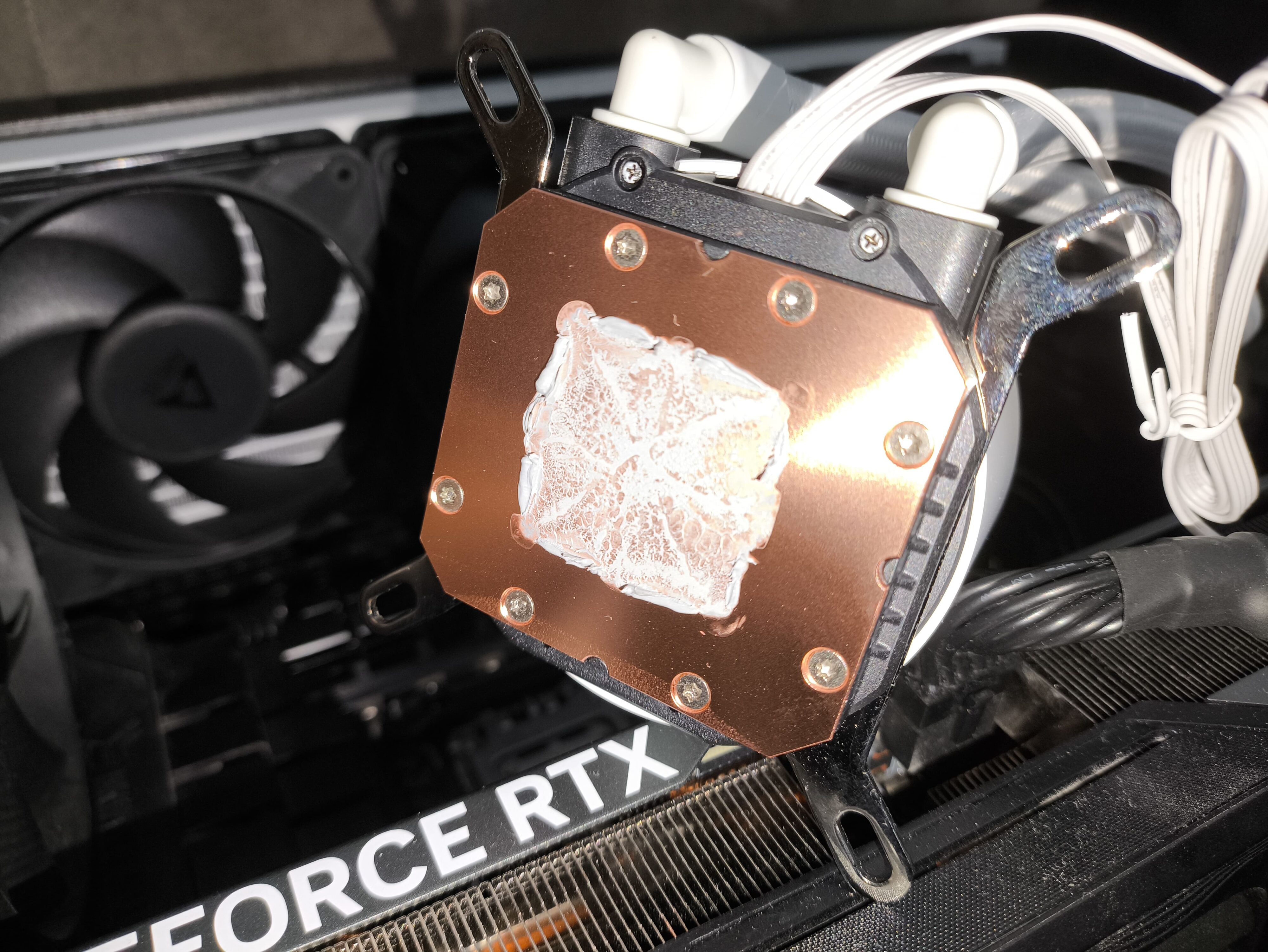 Krux HydroX 240 / Krux HydroGlance 360 White LCD - premierowy test chłodzeń AIO. Czy oba są warte uwagi?