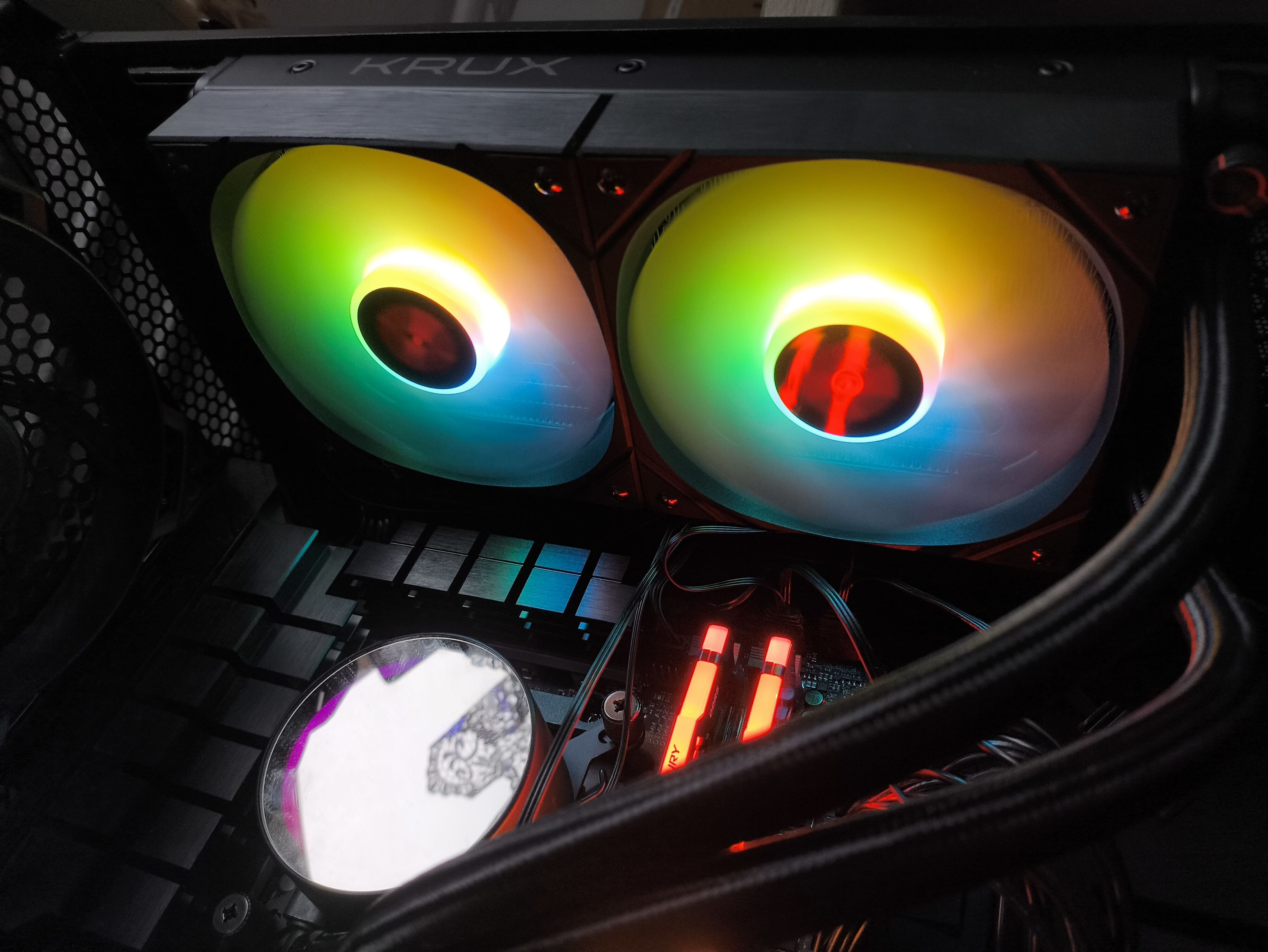 Krux HydroX 240 / Krux HydroGlance 360 White LCD - premierowy test chłodzeń AIO. Czy oba są warte uwagi?