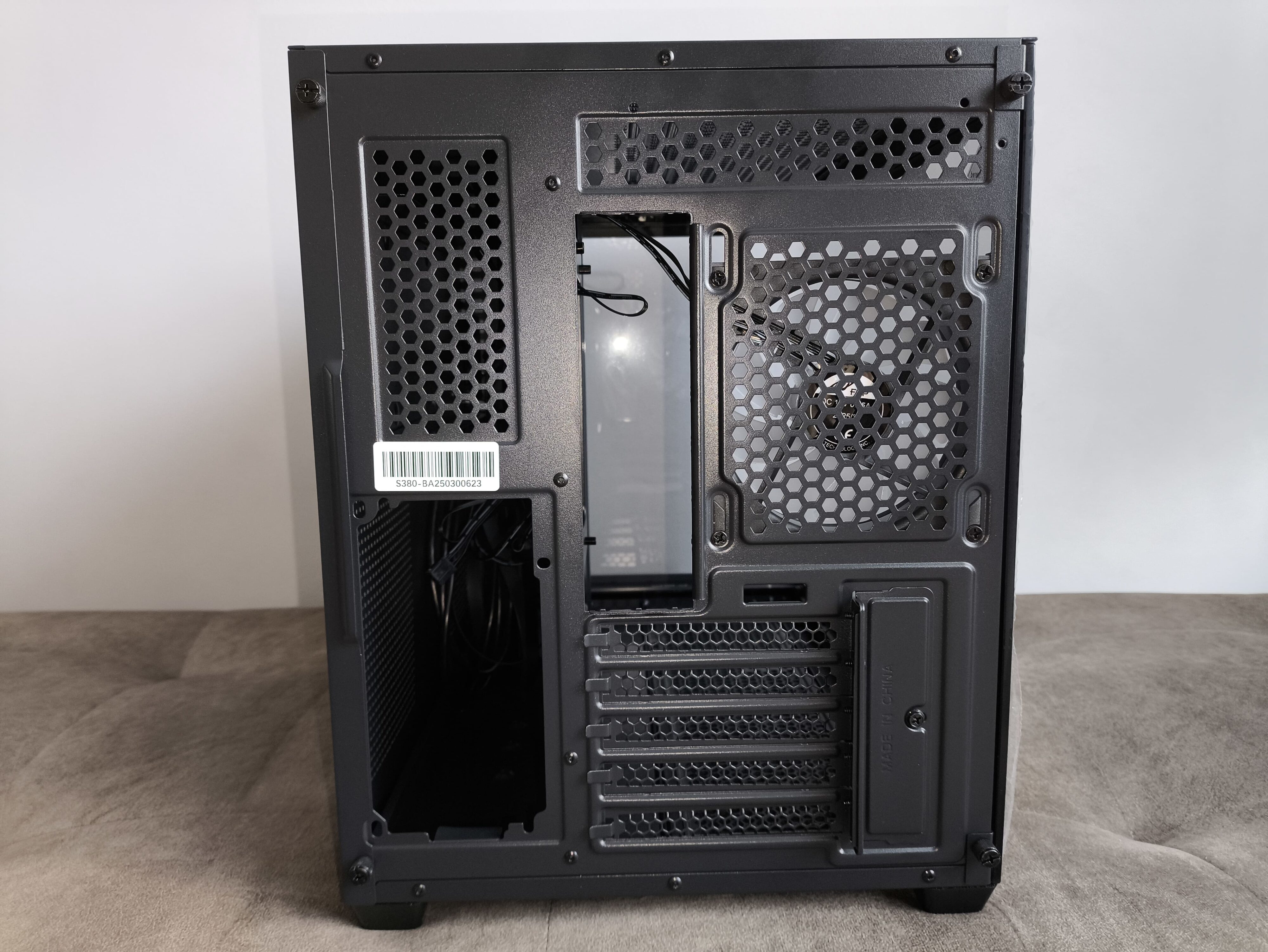 FSP S380-BA - recenzja obudowy. Taka mała kopia modelu M580