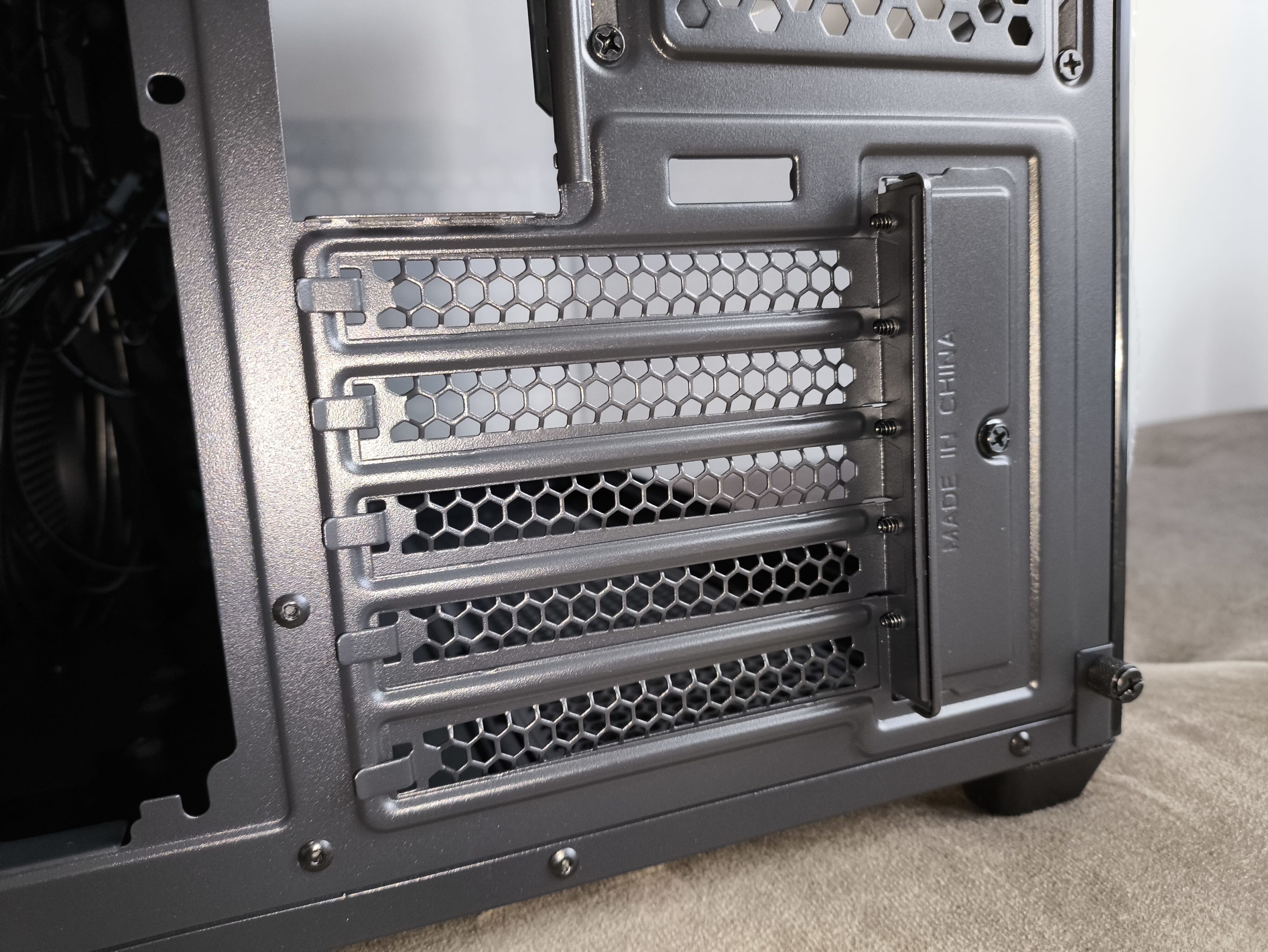 FSP S380-BA - recenzja obudowy. Taka mała kopia modelu M580