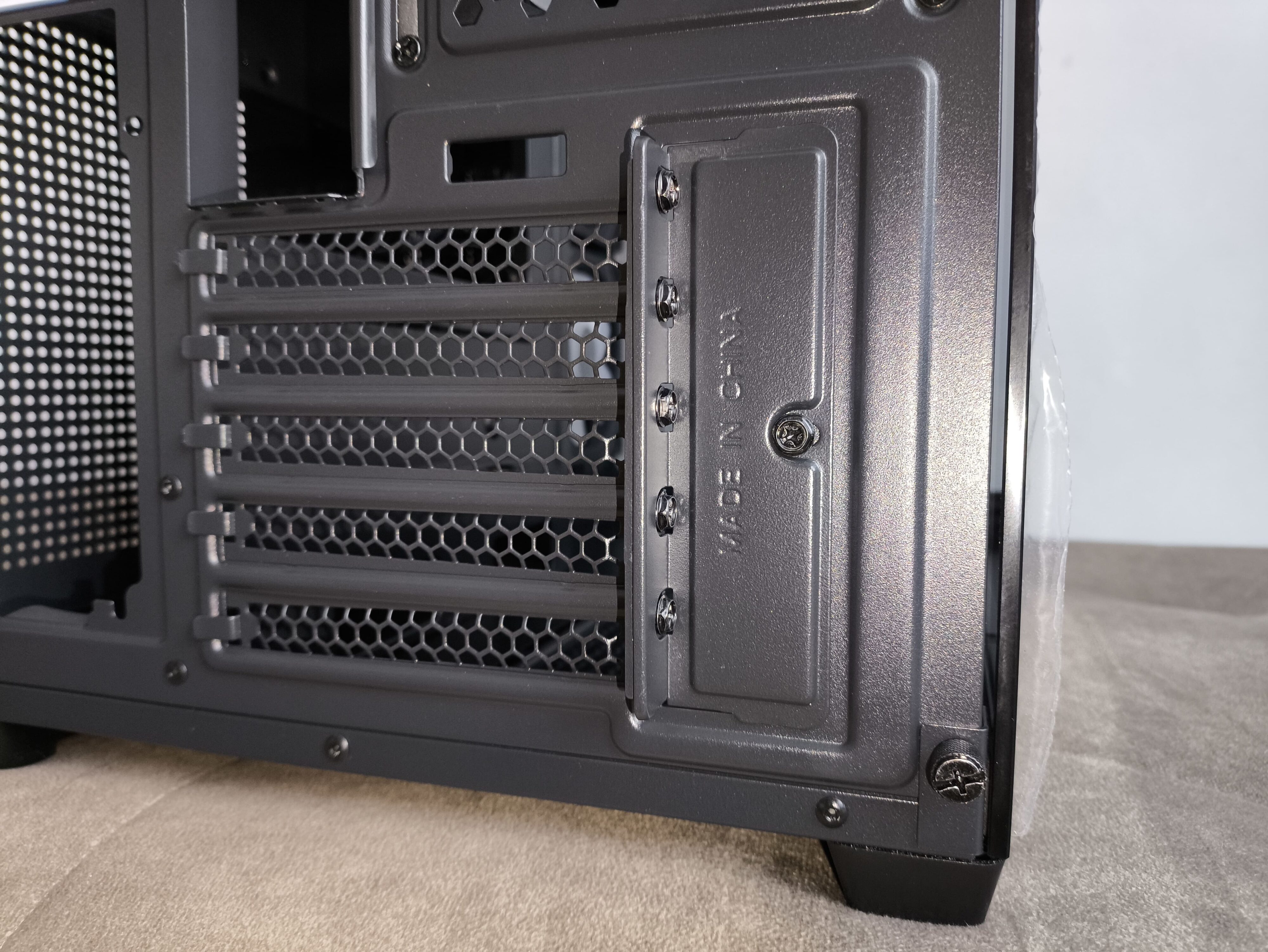 FSP S380-BA - recenzja obudowy. Taka mała kopia modelu M580