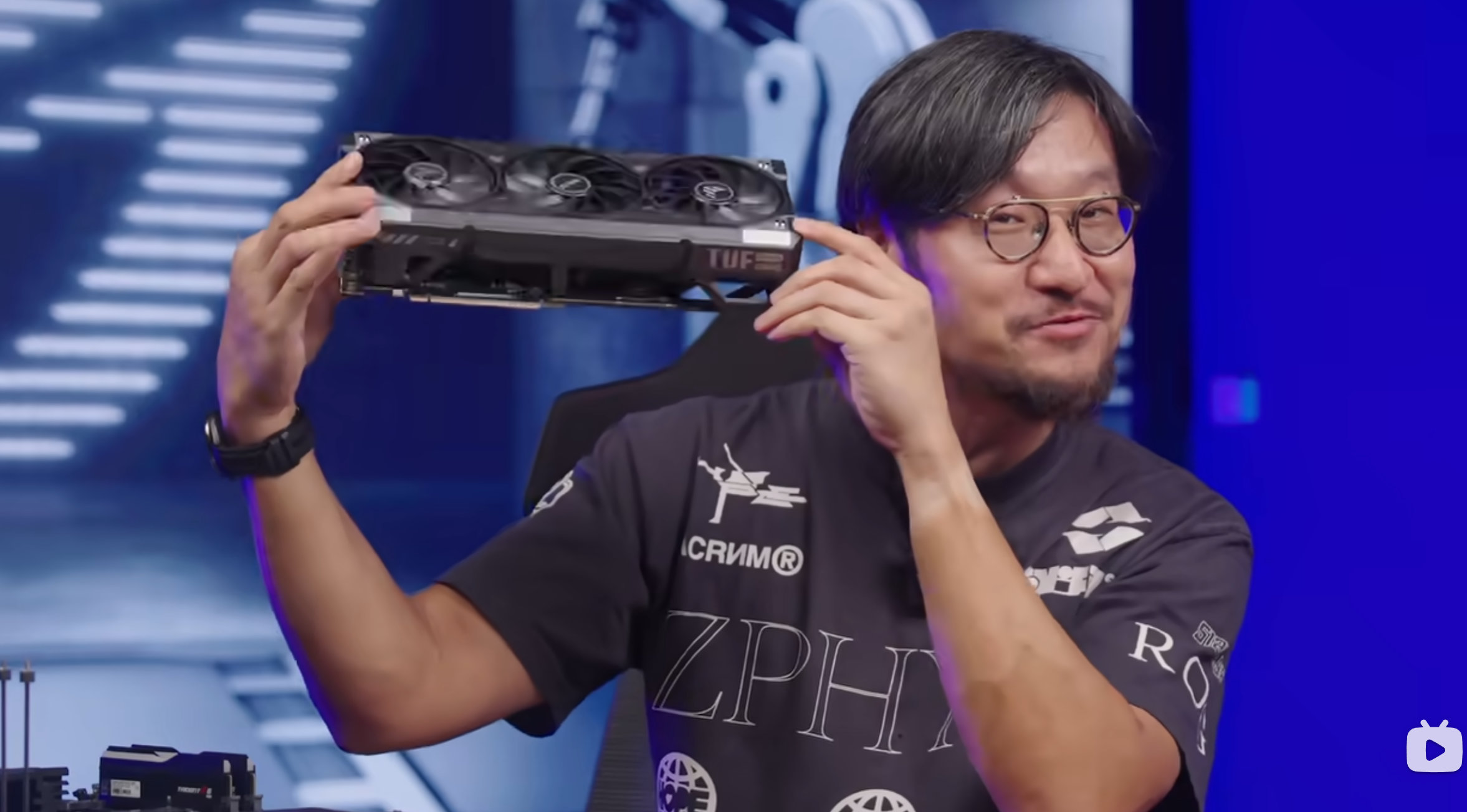 ASUS prezentuje koncepcyjny system zasilania GPU do 250 W przez zmodyfikowane złącze PCIe