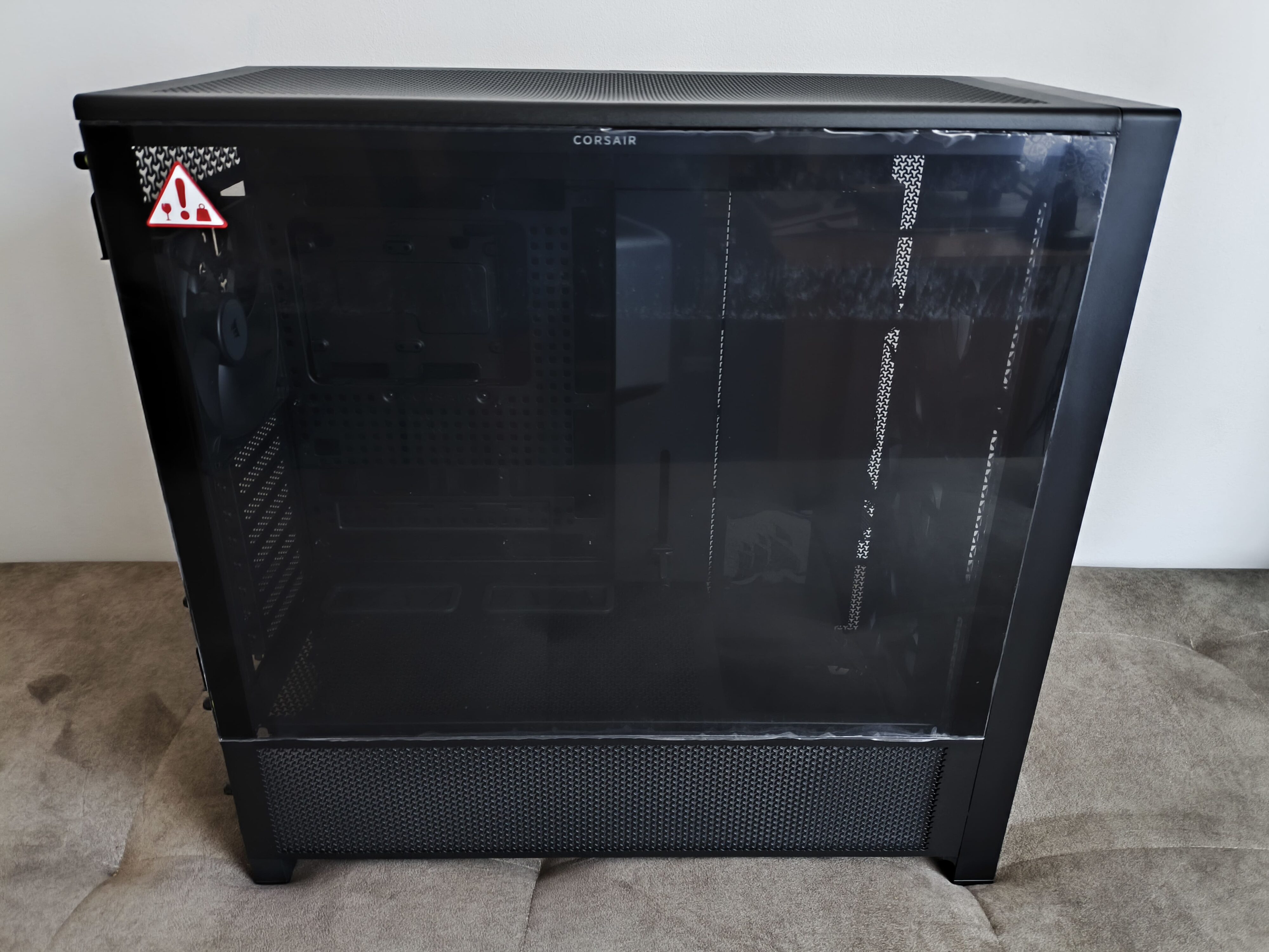 Corsair Frame 5000D RS - test obudowy. Pojemna i wysoce konfigurowalna. Ale też i głośna