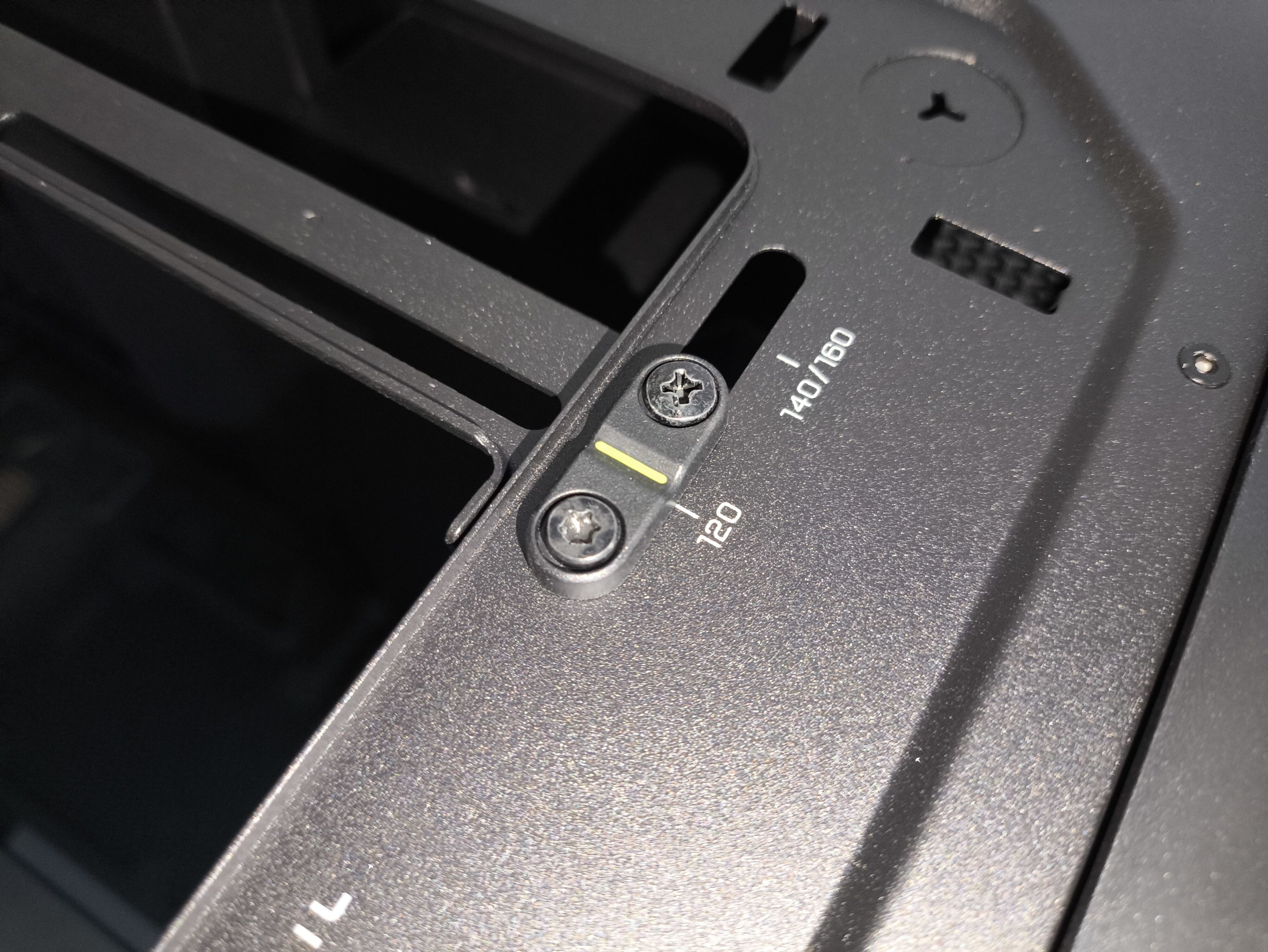 Corsair Frame 5000D RS - test obudowy. Pojemna i wysoce konfigurowalna. Ale też i głośna