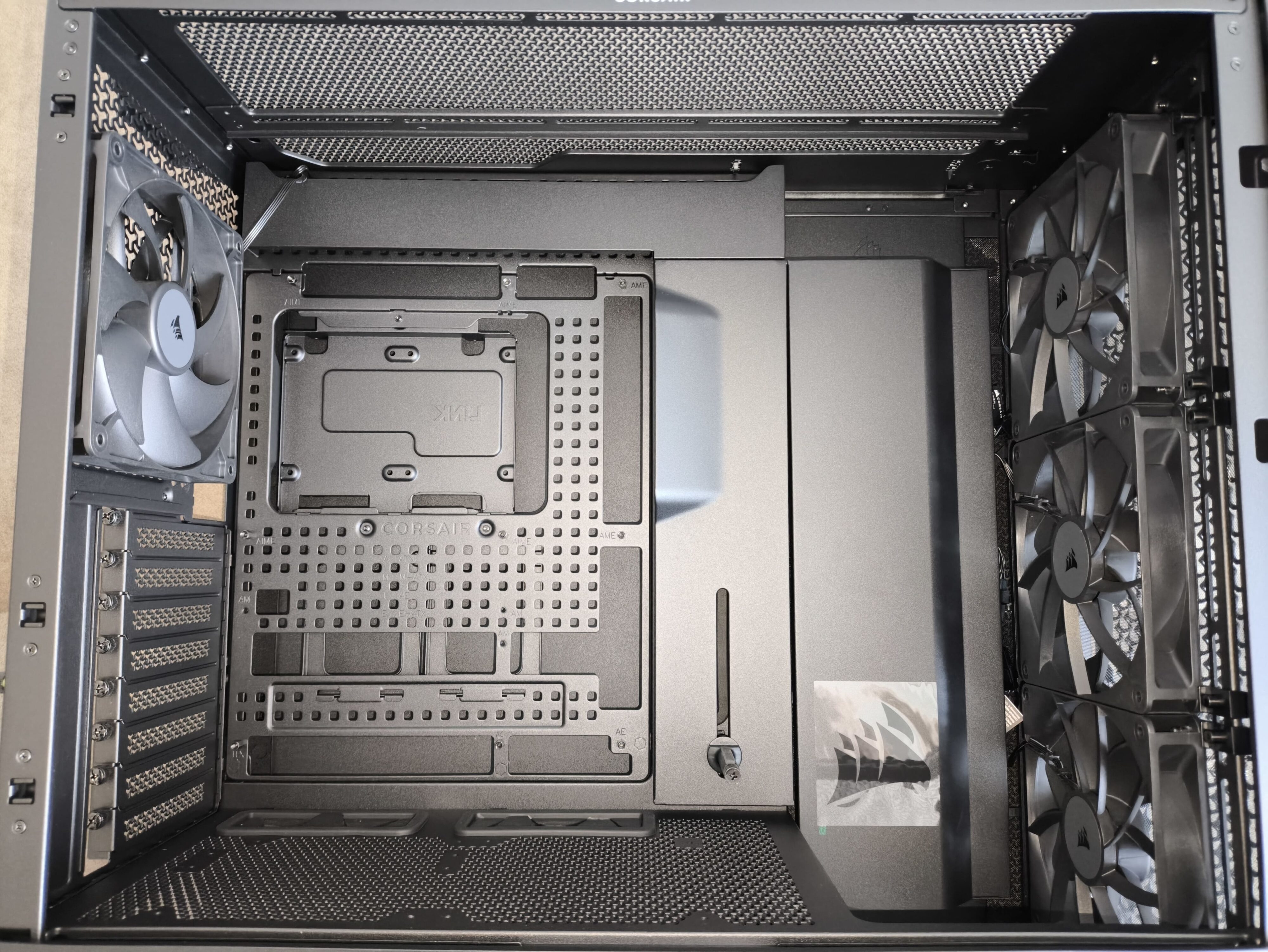 Corsair Frame 5000D RS - test obudowy. Pojemna i wysoce konfigurowalna. Ale też i głośna