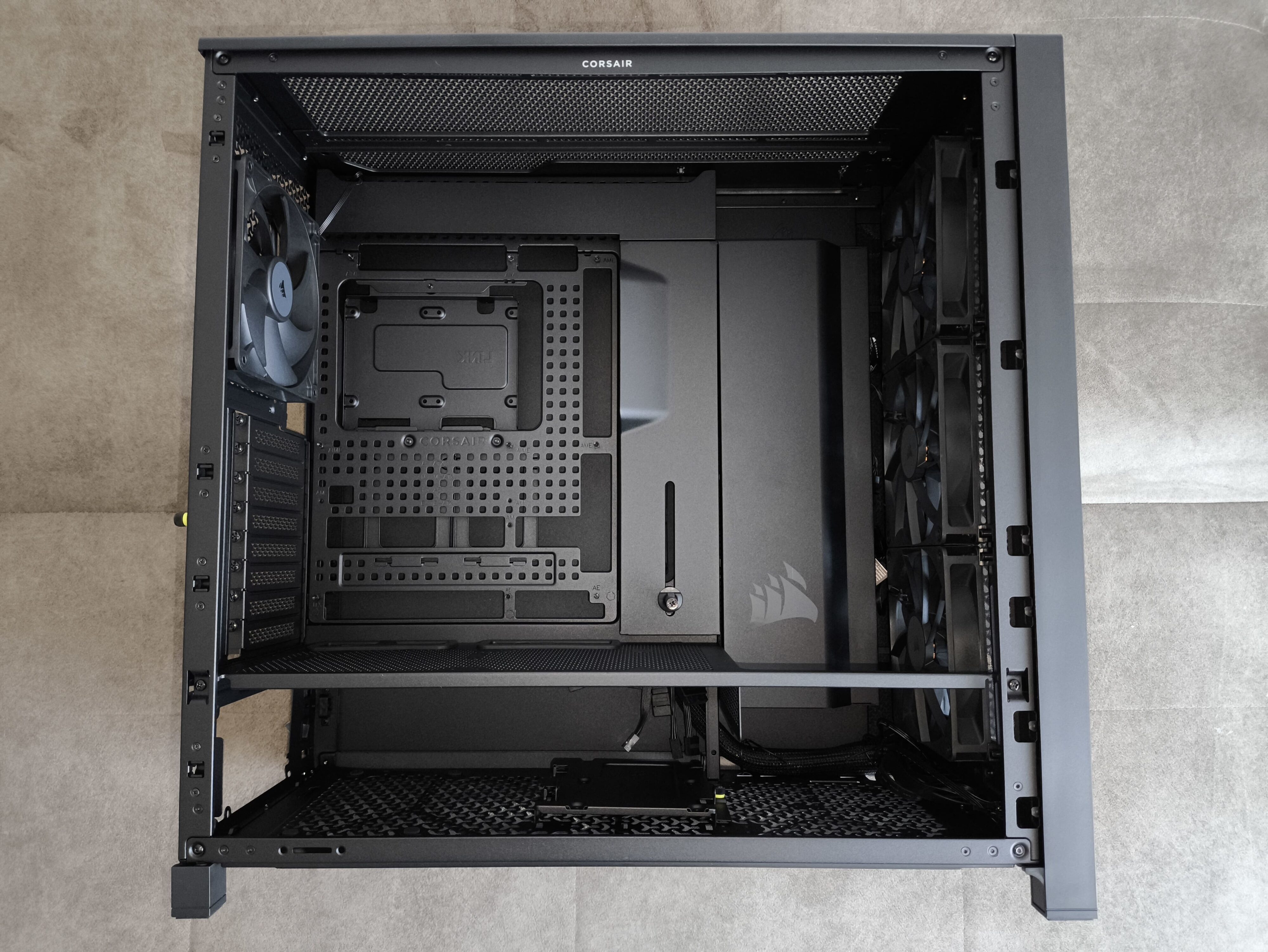 Corsair Frame 5000D RS - test obudowy. Pojemna i wysoce konfigurowalna. Ale też i głośna