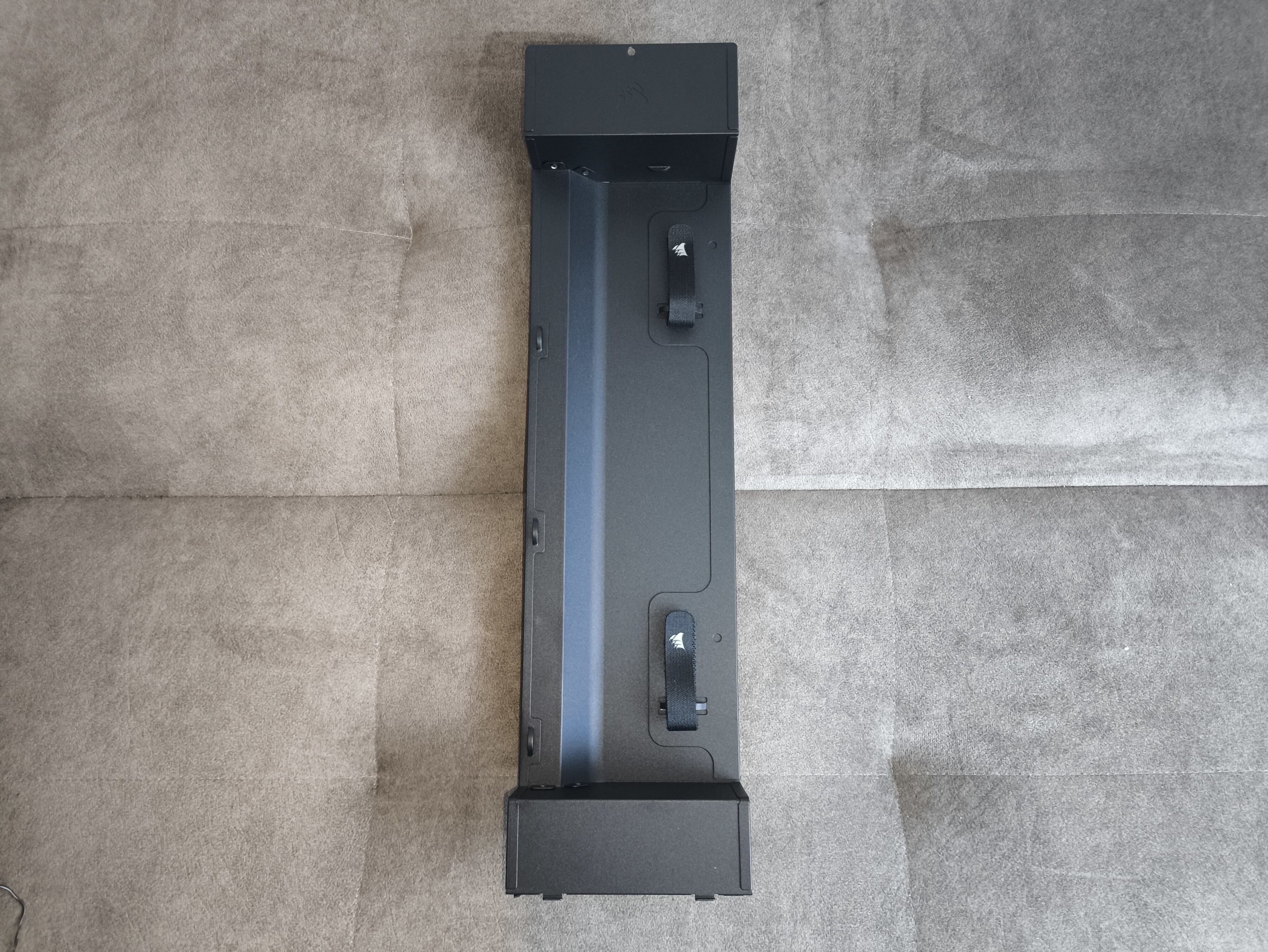 Corsair Frame 5000D RS - test obudowy. Pojemna i wysoce konfigurowalna. Ale też i głośna