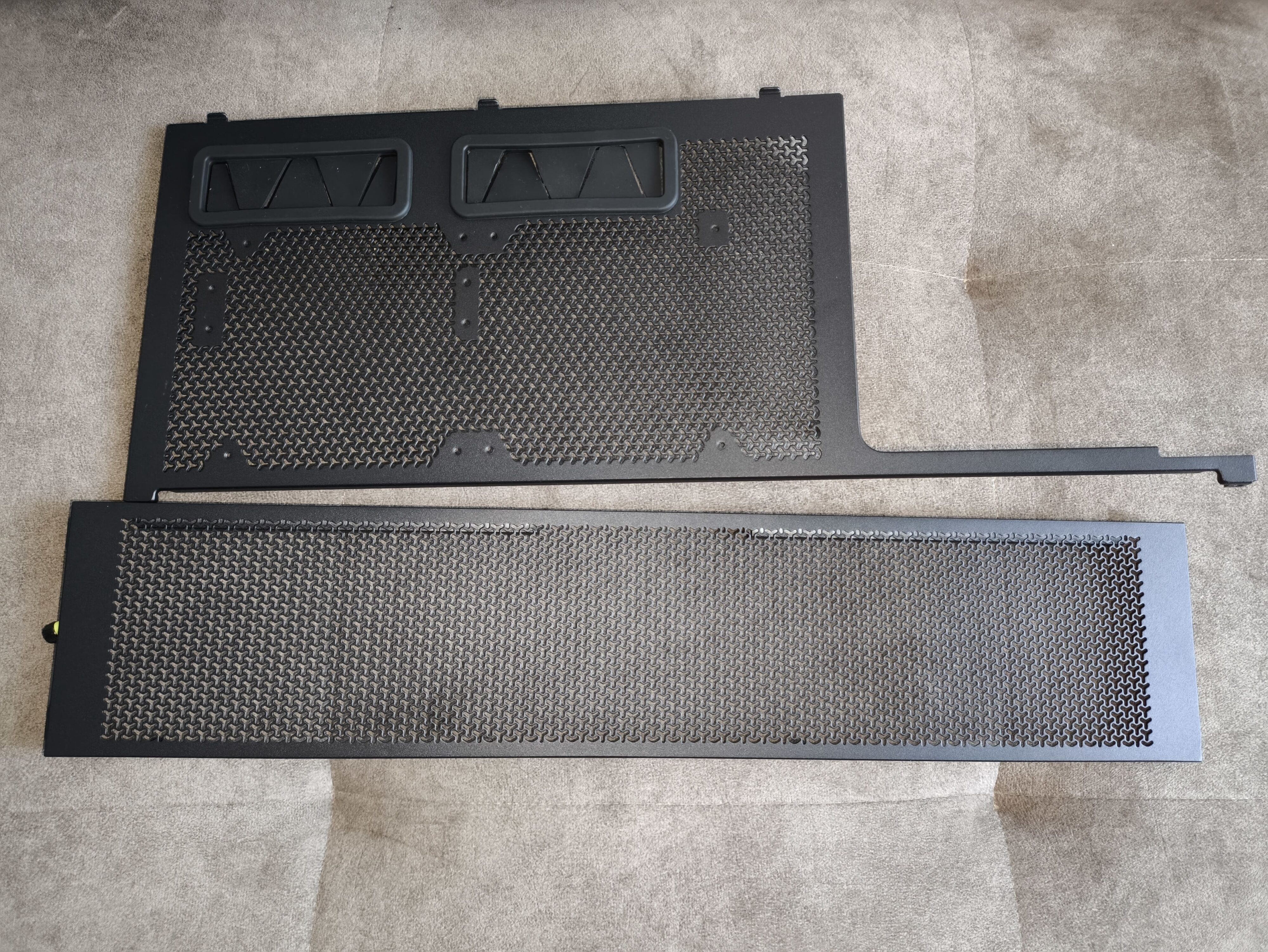 Corsair Frame 5000D RS - test obudowy. Pojemna i wysoce konfigurowalna. Ale też i głośna