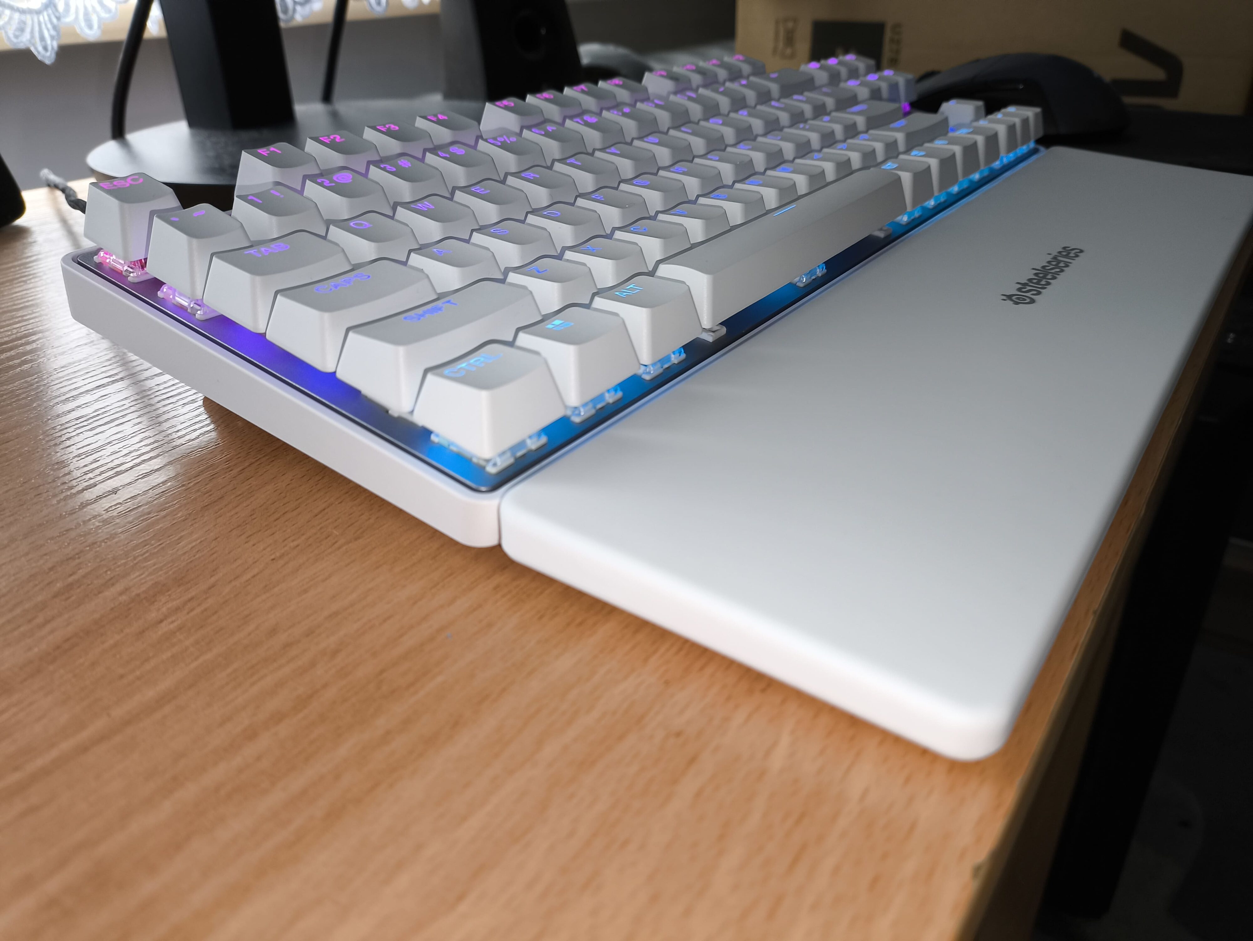 SteelSeries Apex Pro Gen 3 TKL - test klawiatury