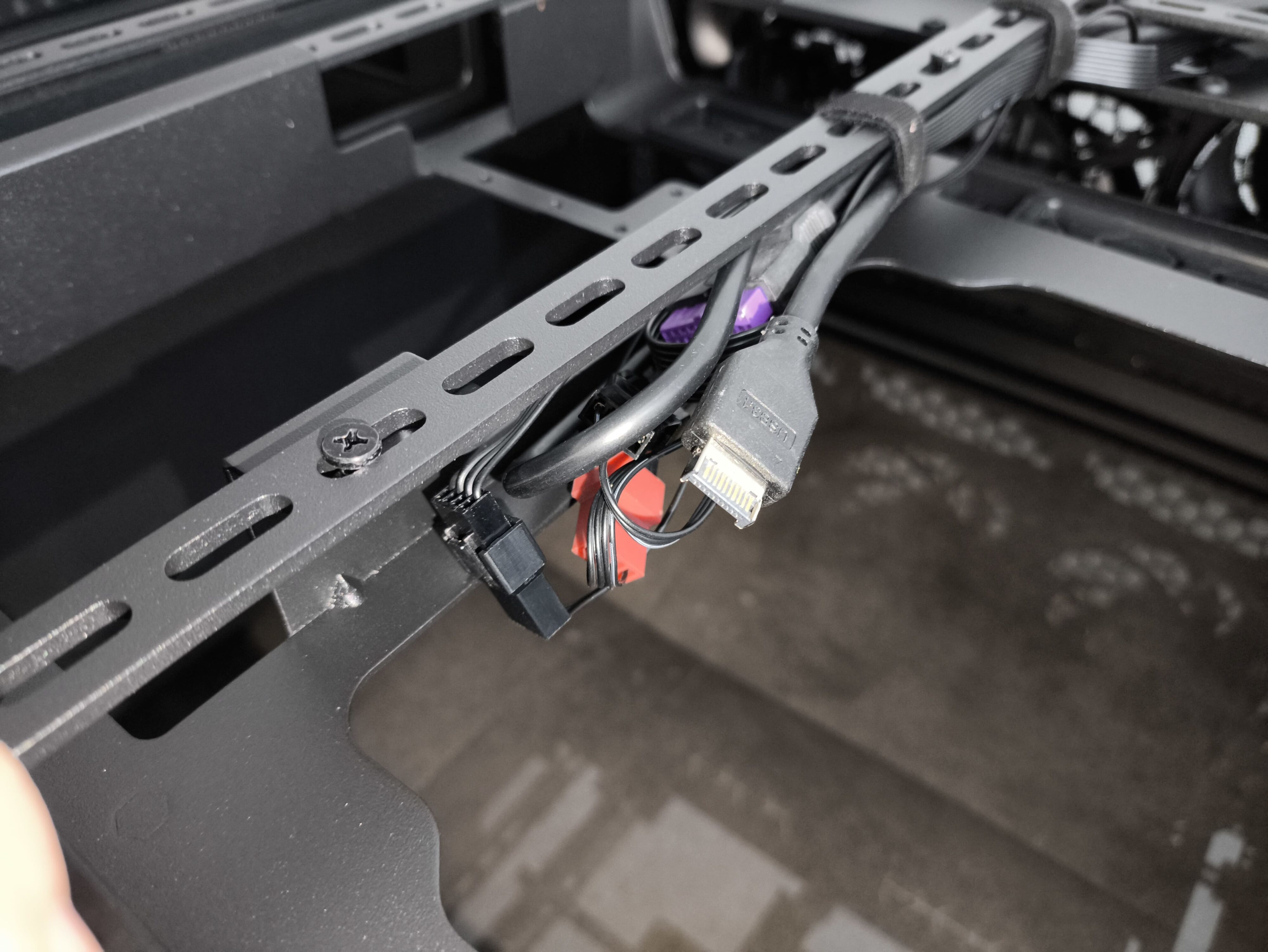 Cooler Master MasterFrame 600 - test obudowy. Możesz robić z nią co chcesz. Teoretycznie. To wciąż bardziej prototyp aniżeli gotowy produkt