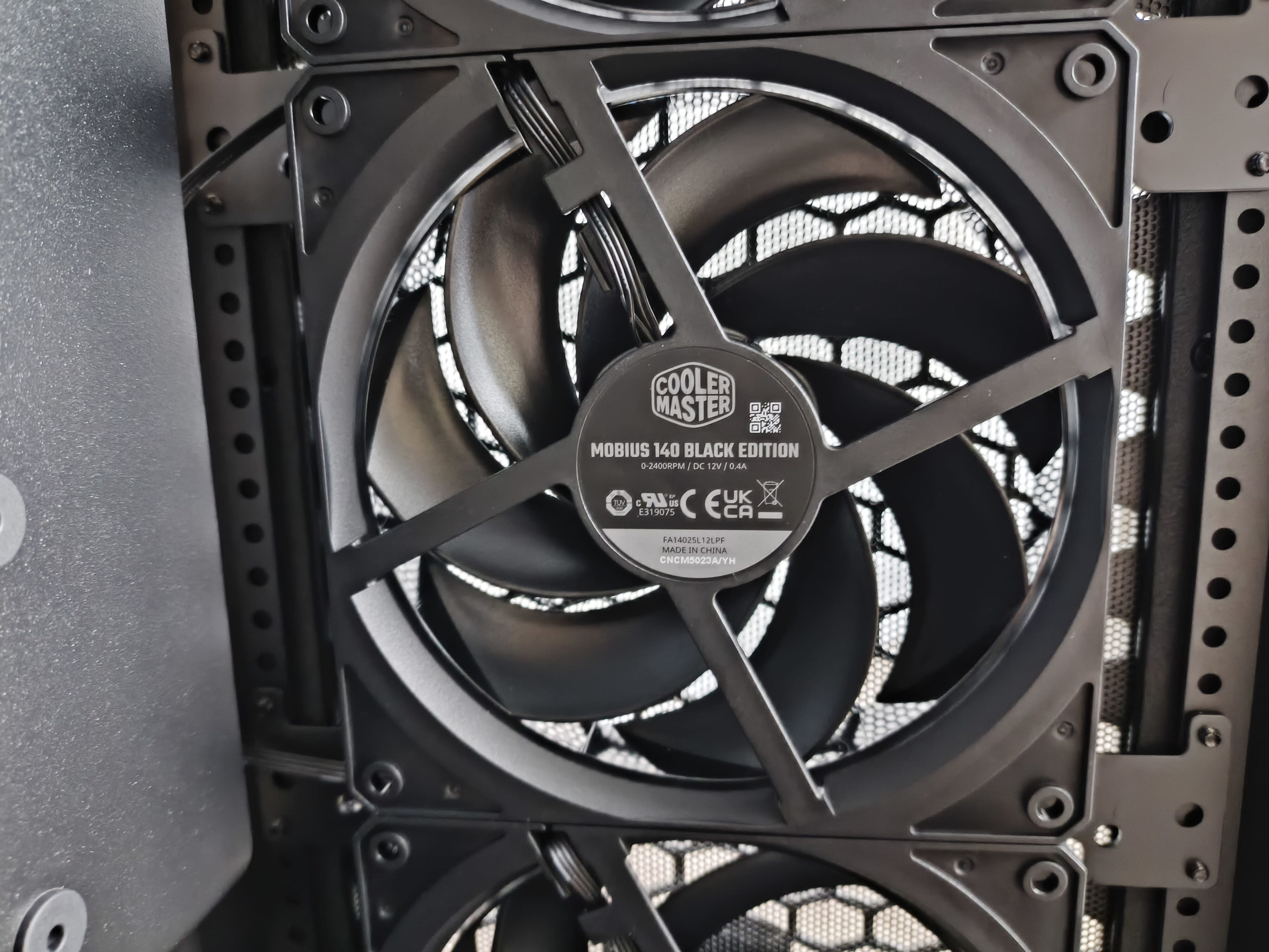 Cooler Master MasterFrame 600 - test obudowy. Możesz robić z nią co chcesz. Teoretycznie. To wciąż bardziej prototyp aniżeli gotowy produkt