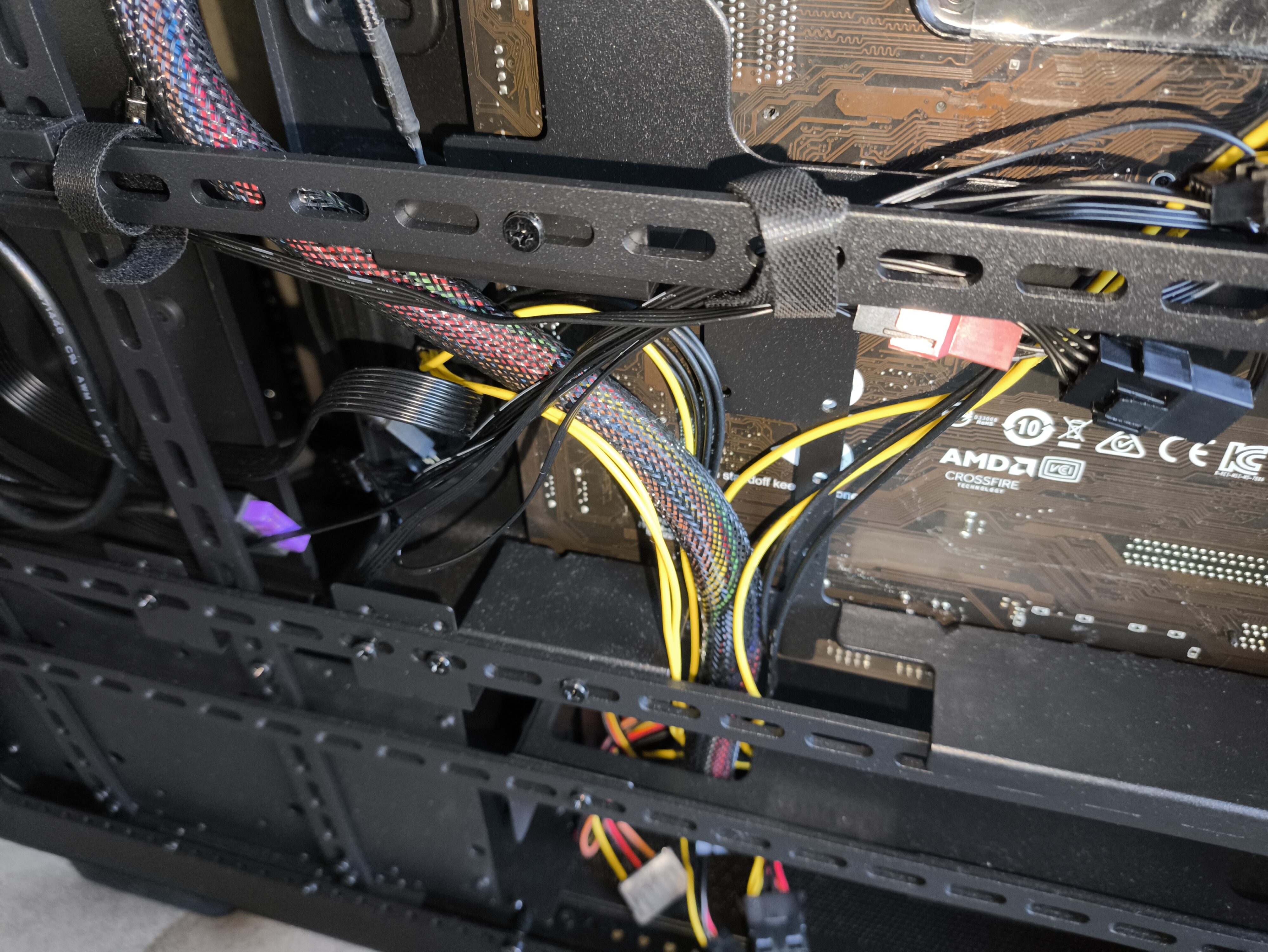 Cooler Master MasterFrame 600 - test obudowy. Możesz robić z nią co chcesz. Teoretycznie. To wciąż bardziej prototyp aniżeli gotowy produkt