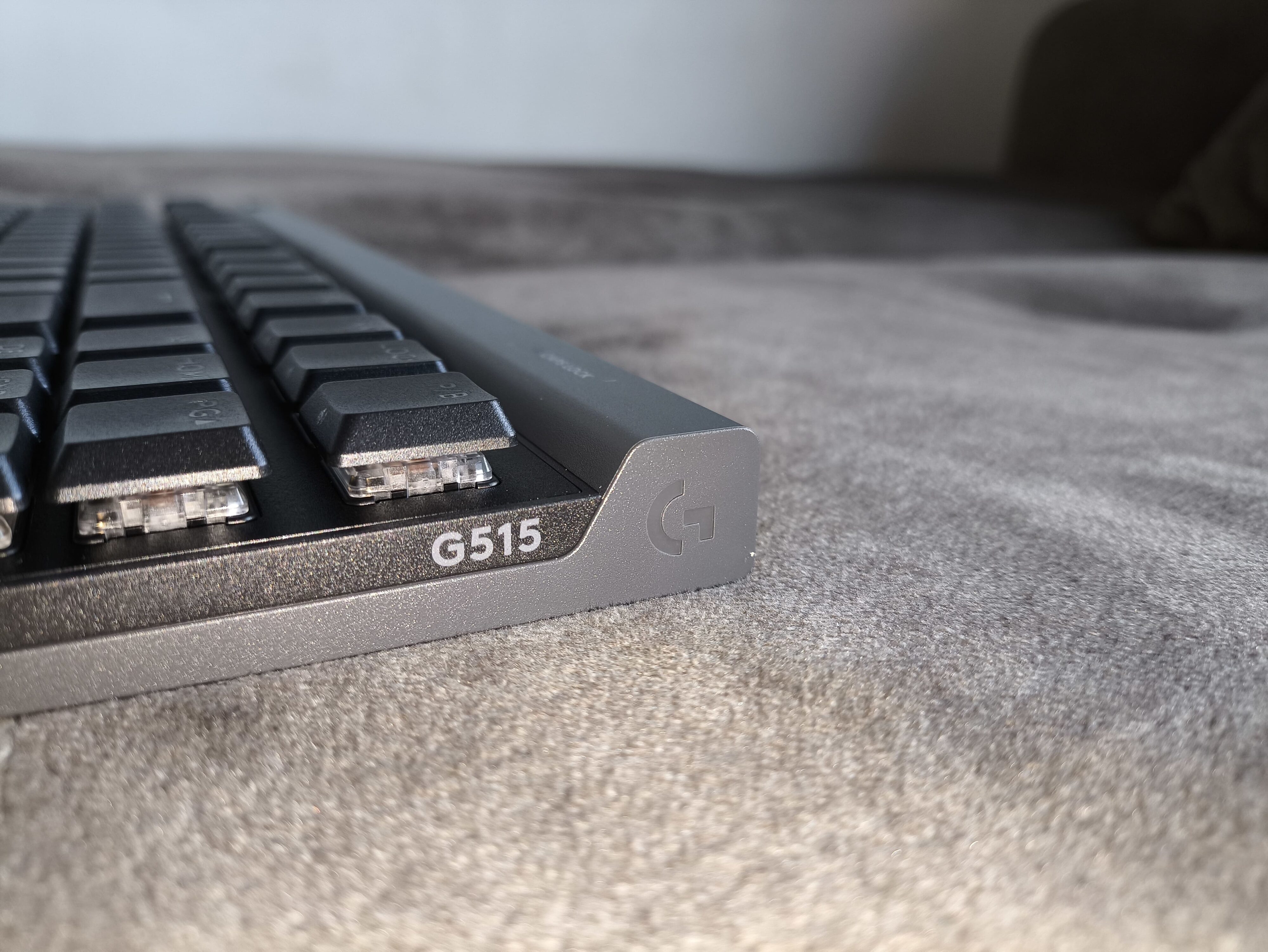 Logitech G515 TKL - test klawiatury. Tani w zakupie, ale okrojony w funkcje kuzyn modelu G515 Lightspeed TKL