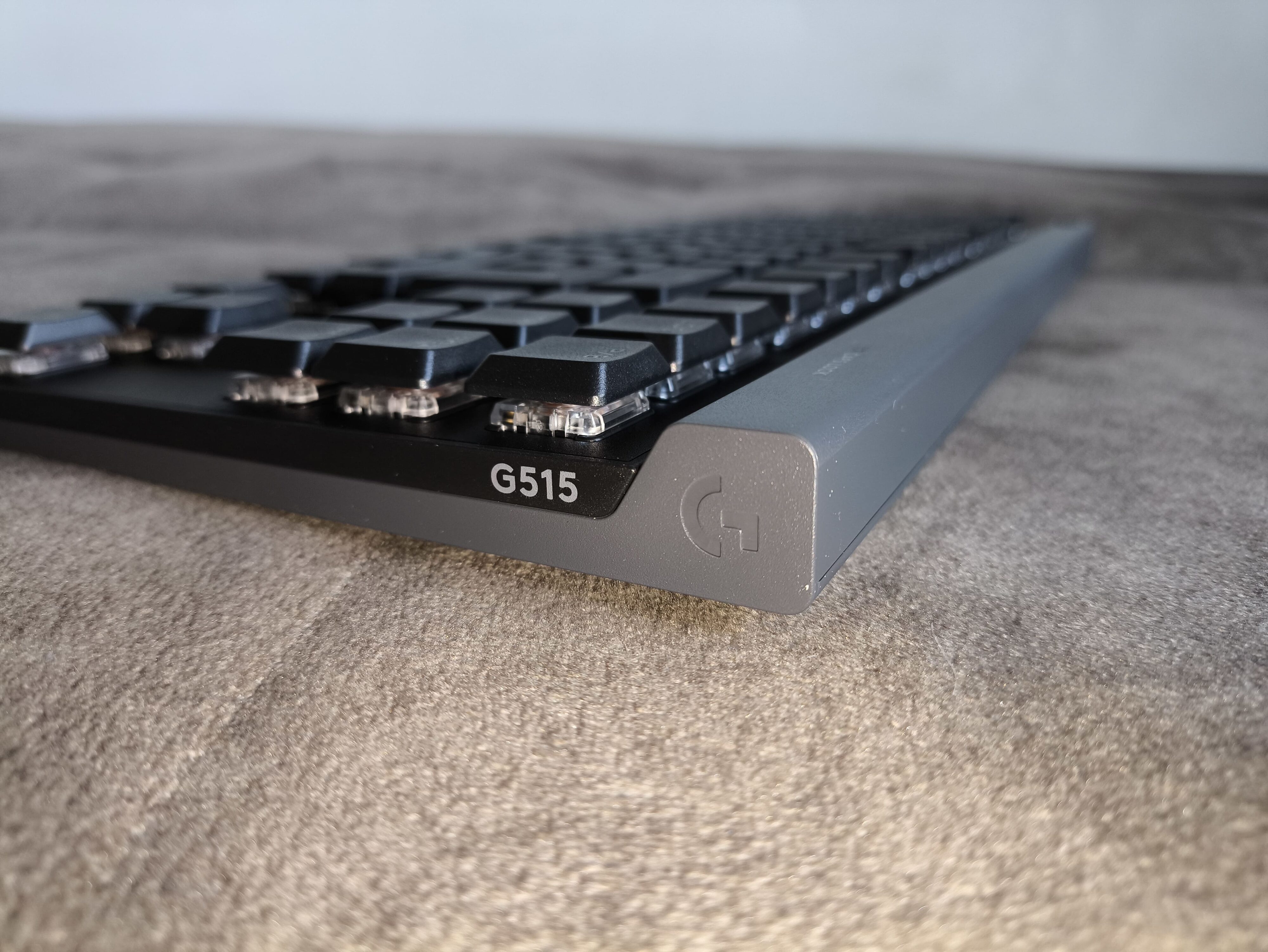 Logitech G515 TKL - test klawiatury. Tani w zakupie, ale okrojony w funkcje kuzyn modelu G515 Lightspeed TKL