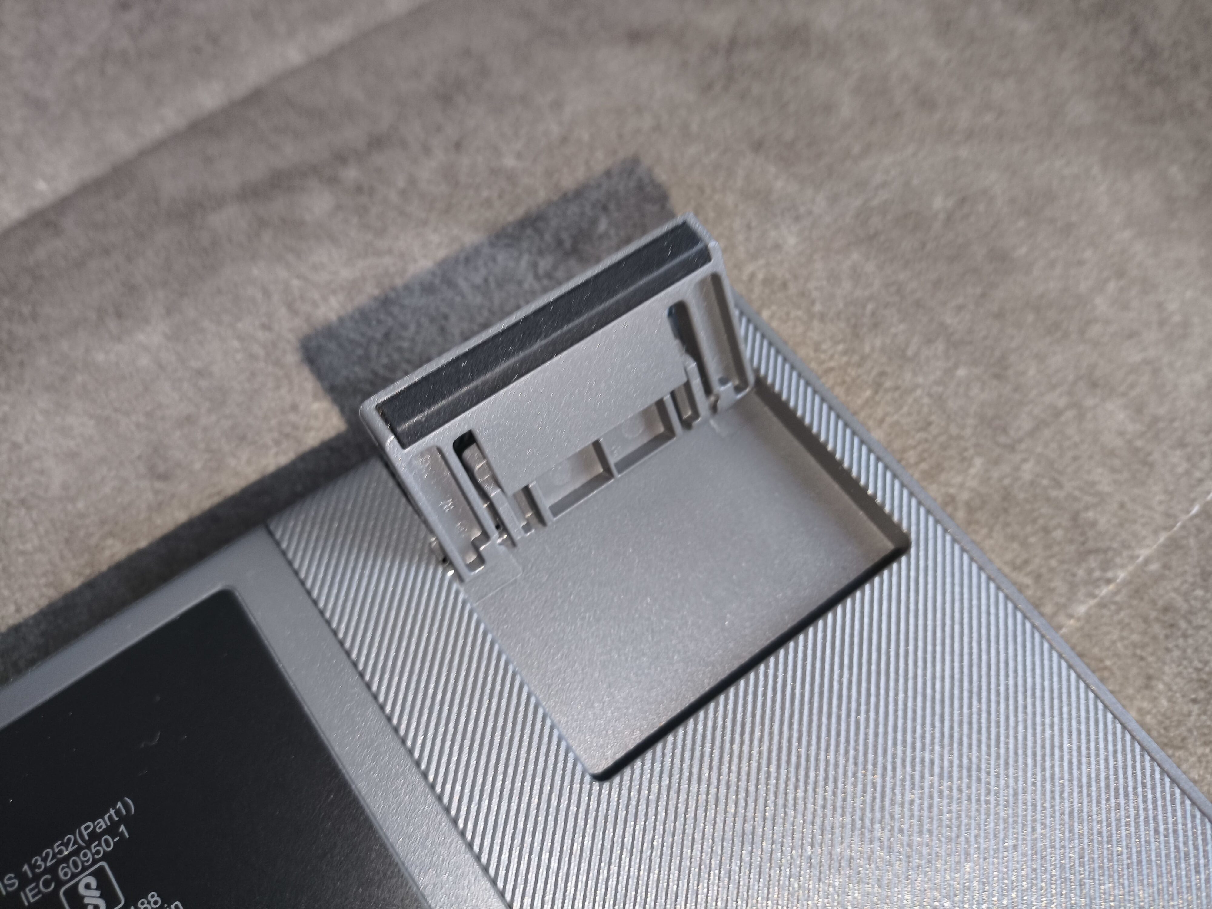 Logitech G515 TKL - test klawiatury. Tani w zakupie, ale okrojony w funkcje kuzyn modelu G515 Lightspeed TKL