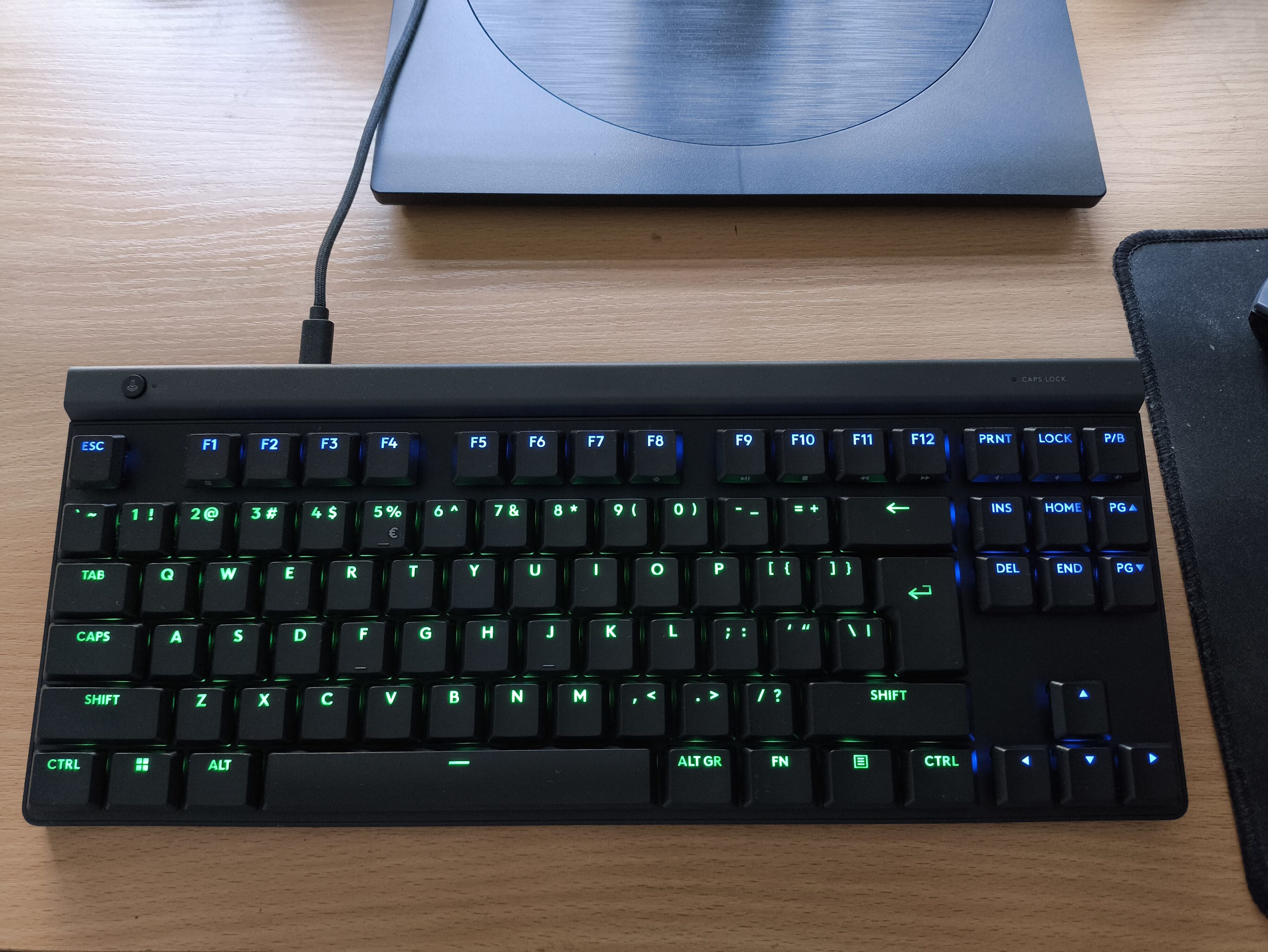 Logitech G515 TKL - test klawiatury. Tani w zakupie, ale okrojony w funkcje kuzyn modelu G515 Lightspeed TKL
