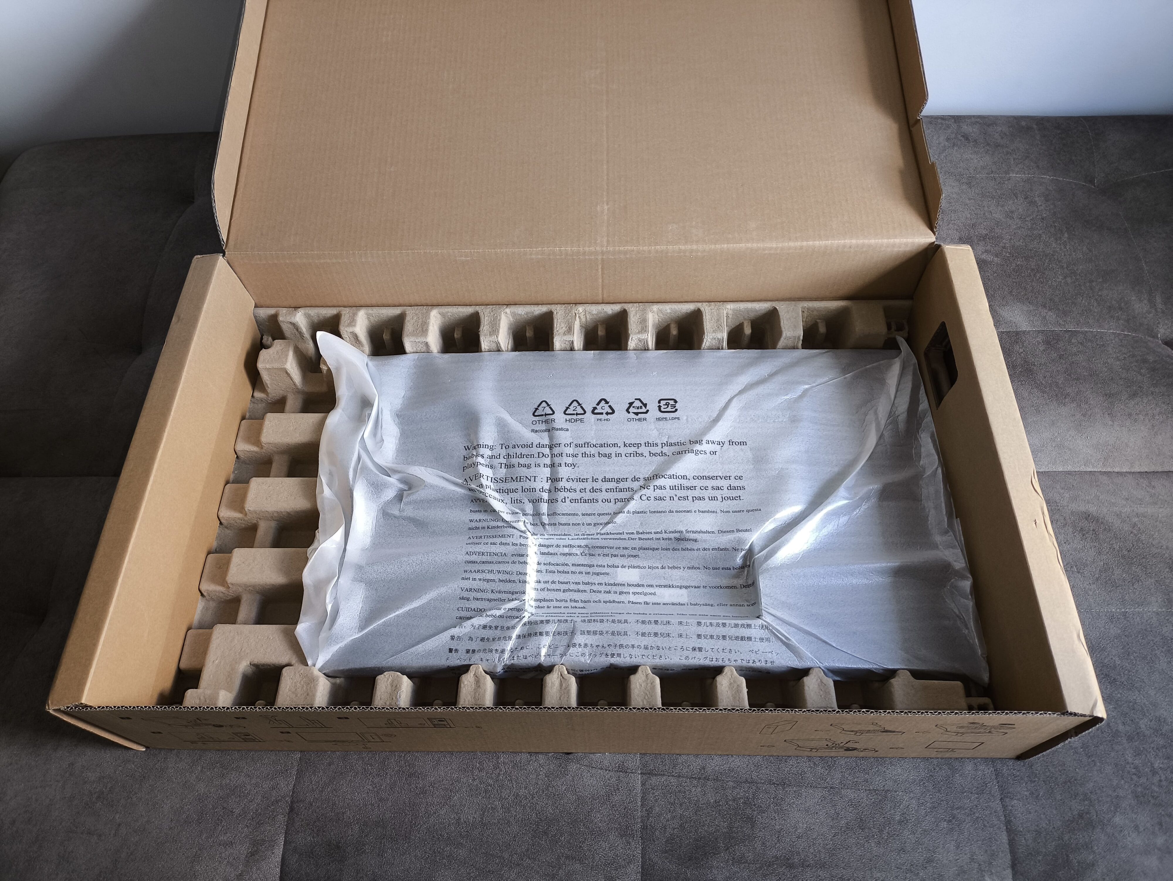 AOC U27B3CF - test monitora. Budżetowe, warte uwagi 4K