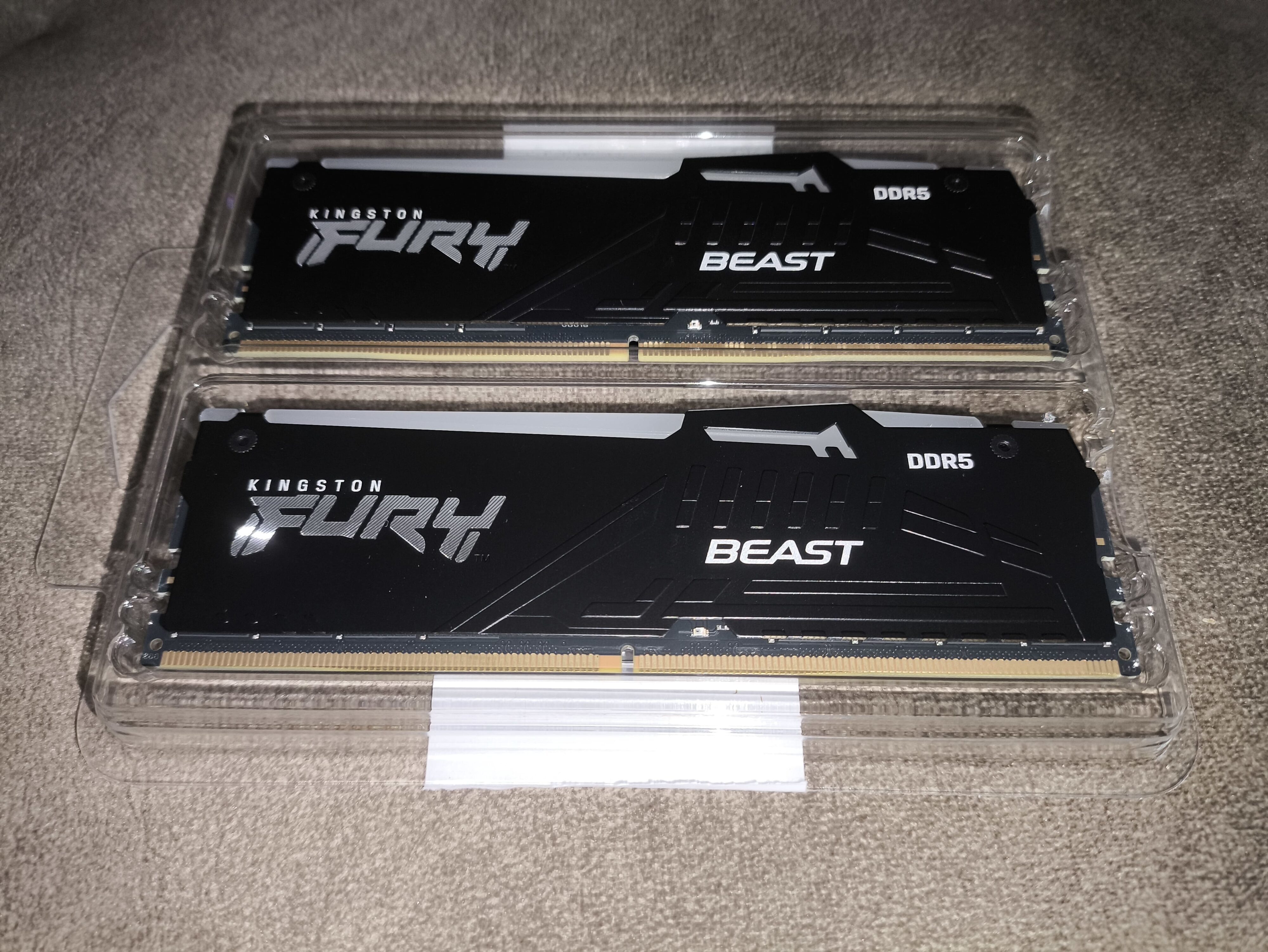 Kingston Fury Beast RGB 64 GB 6400 MT/s CL32 DDR5 - test szybkich modułów RAM
