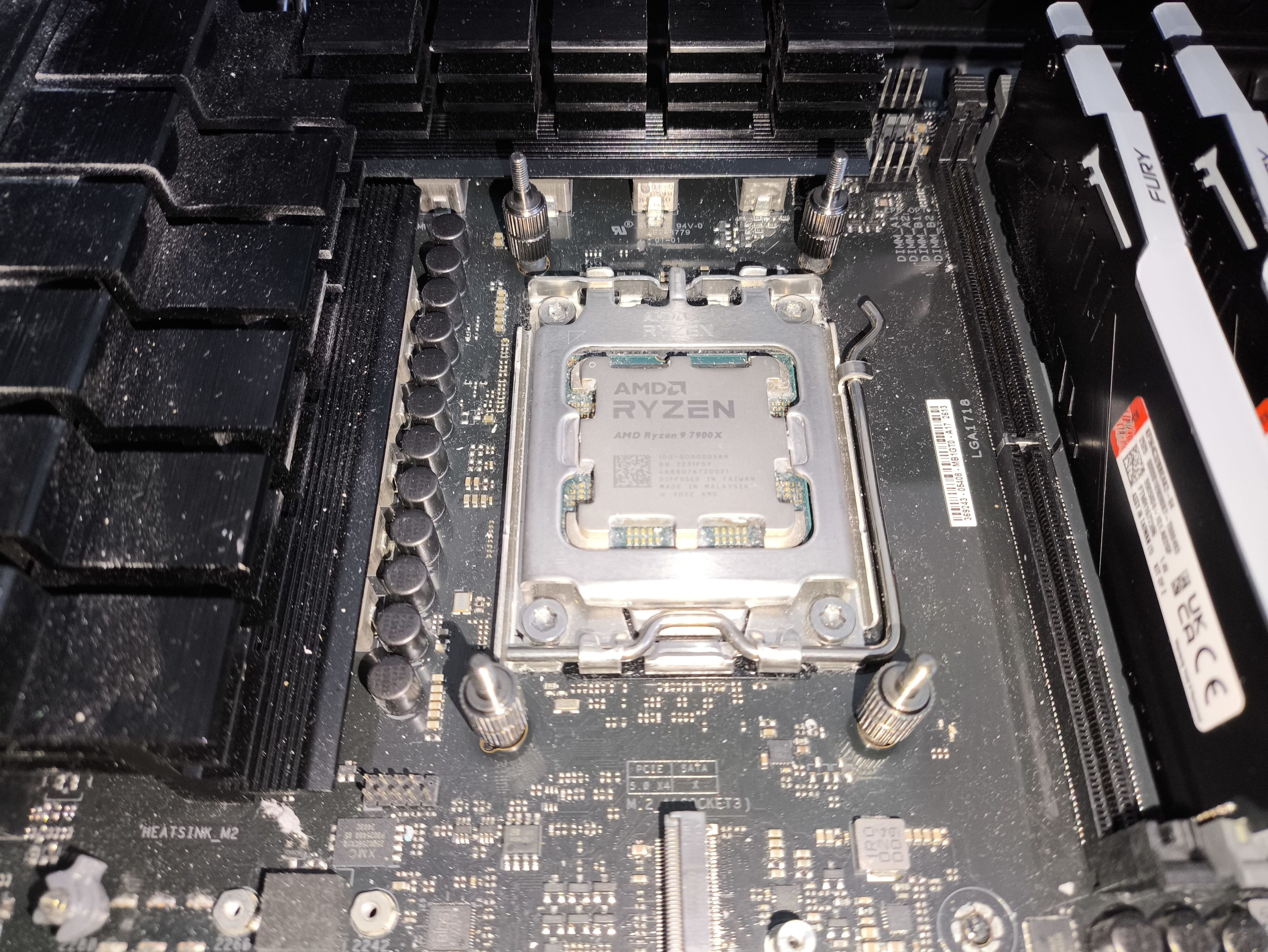 MSI MAG CoreLiquid A15 360 - test chłodzenia AIO