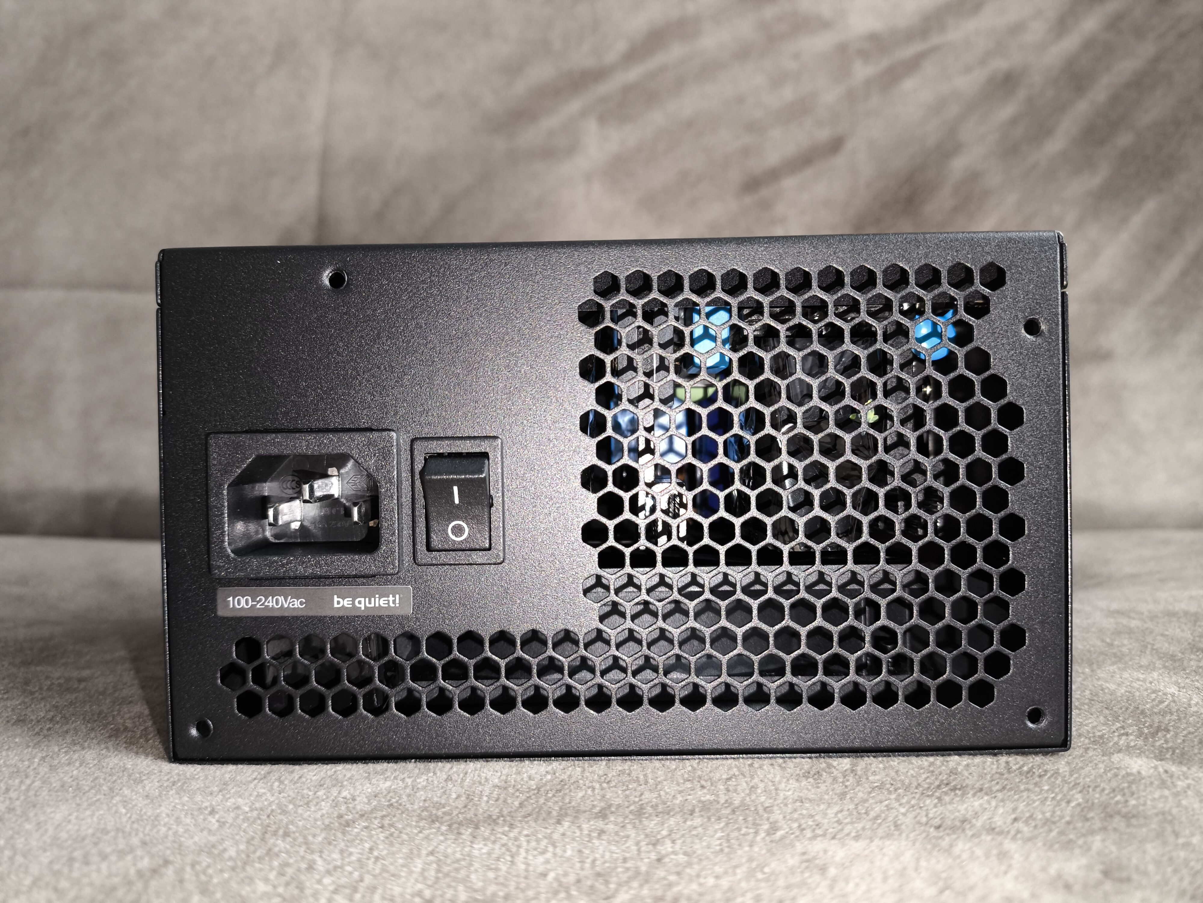 be quiet! Pure Power 13 M 850W - recenzja zasilacza. Bardzo cichy zasilacz zbudowany z komponentów najwyższej jakości