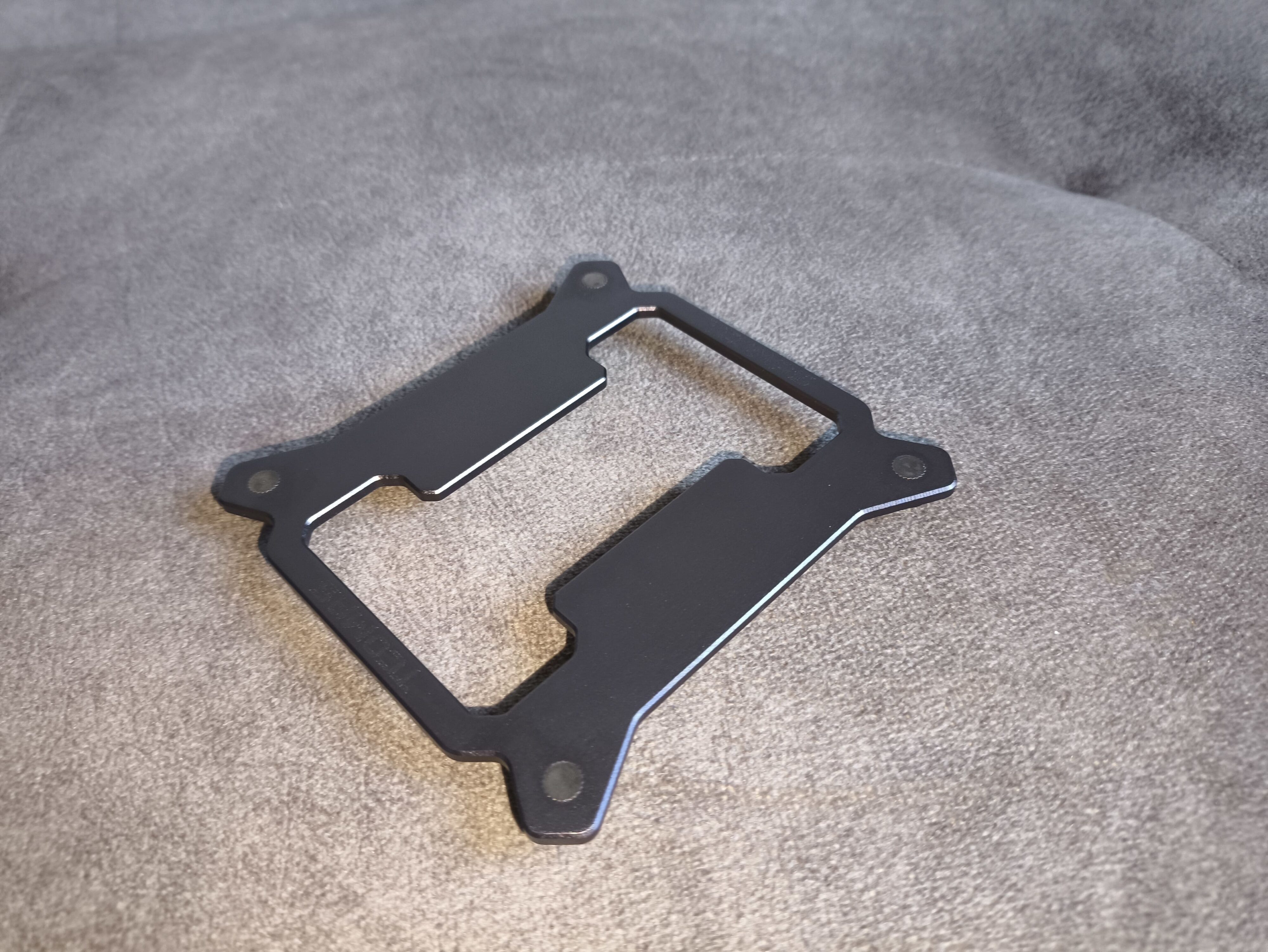 TComas LA200 360 - test chłodzenia AIO. Nowy gracz na polskim rynku chłodzeń procesorów. Czy testowane dziś chłodzenie jest godne uwagi?