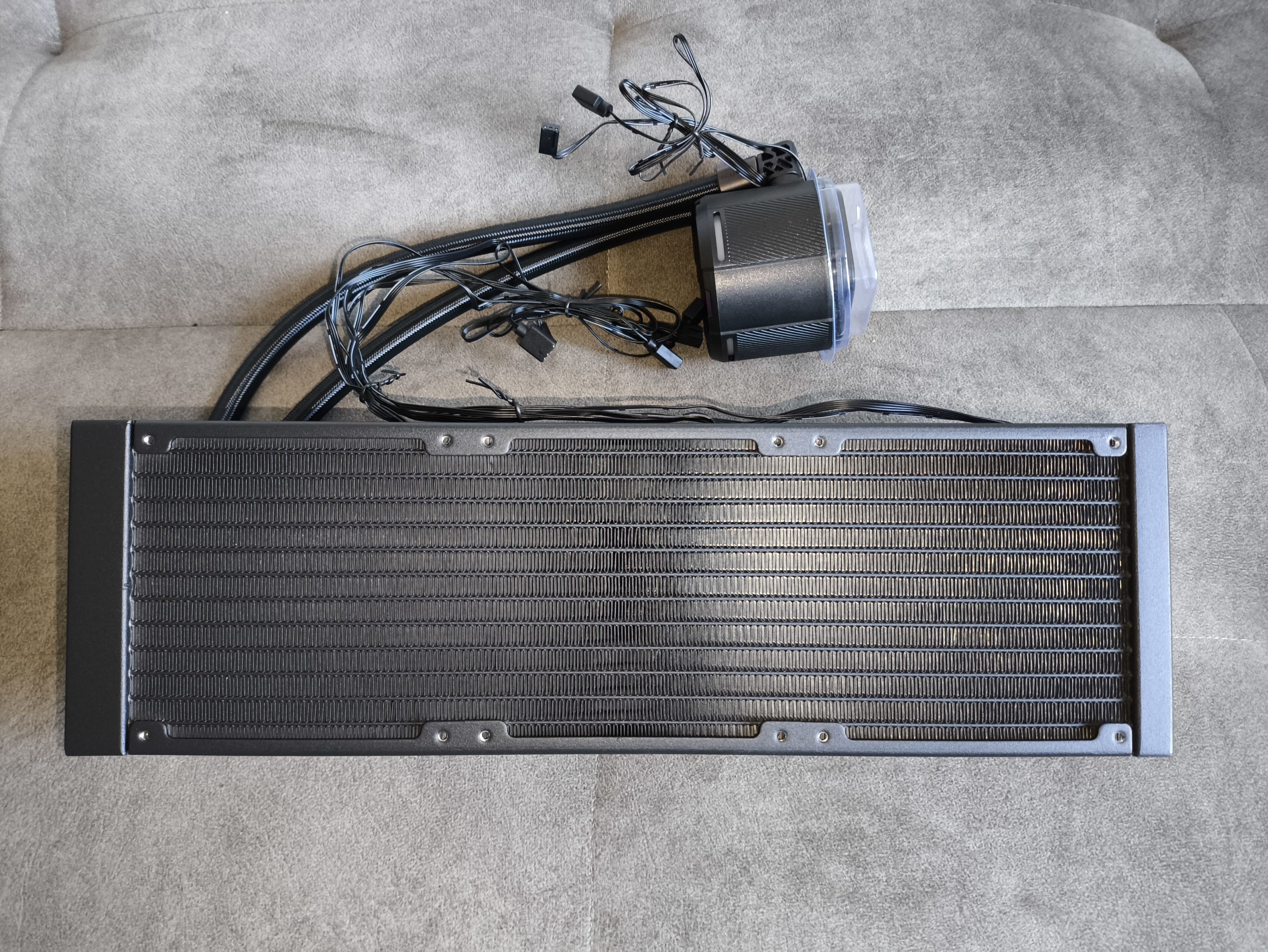 TComas LA200 360 - test chłodzenia AIO. Nowy gracz na polskim rynku chłodzeń procesorów. Czy testowane dziś chłodzenie jest godne uwagi?