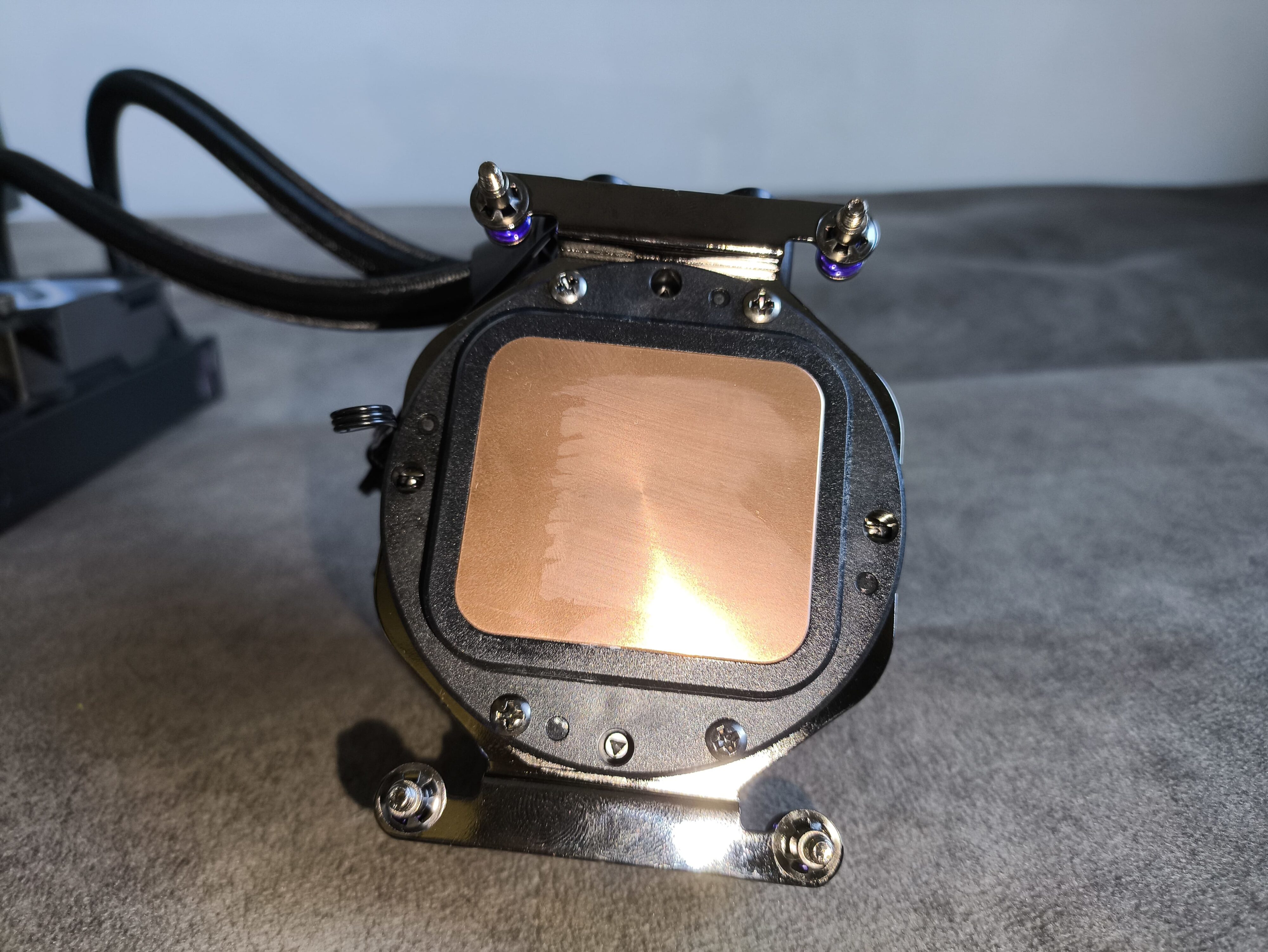 TComas LA200 360 - test chłodzenia AIO. Nowy gracz na polskim rynku chłodzeń procesorów. Czy testowane dziś chłodzenie jest godne uwagi?