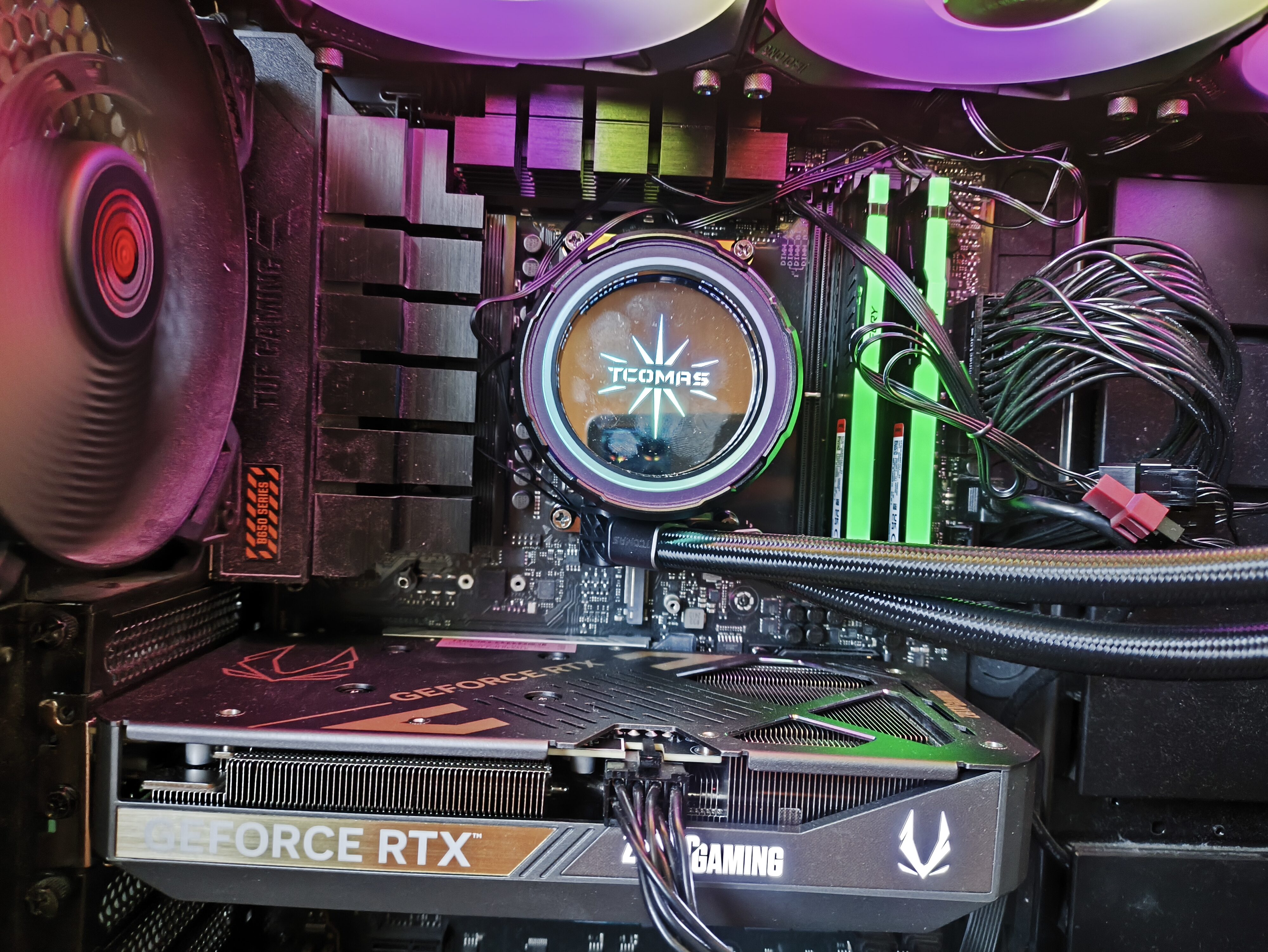 Kingston Fury Beast RGB 64 GB 6400 MT/s CL32 DDR5 - test szybkich modułów RAM