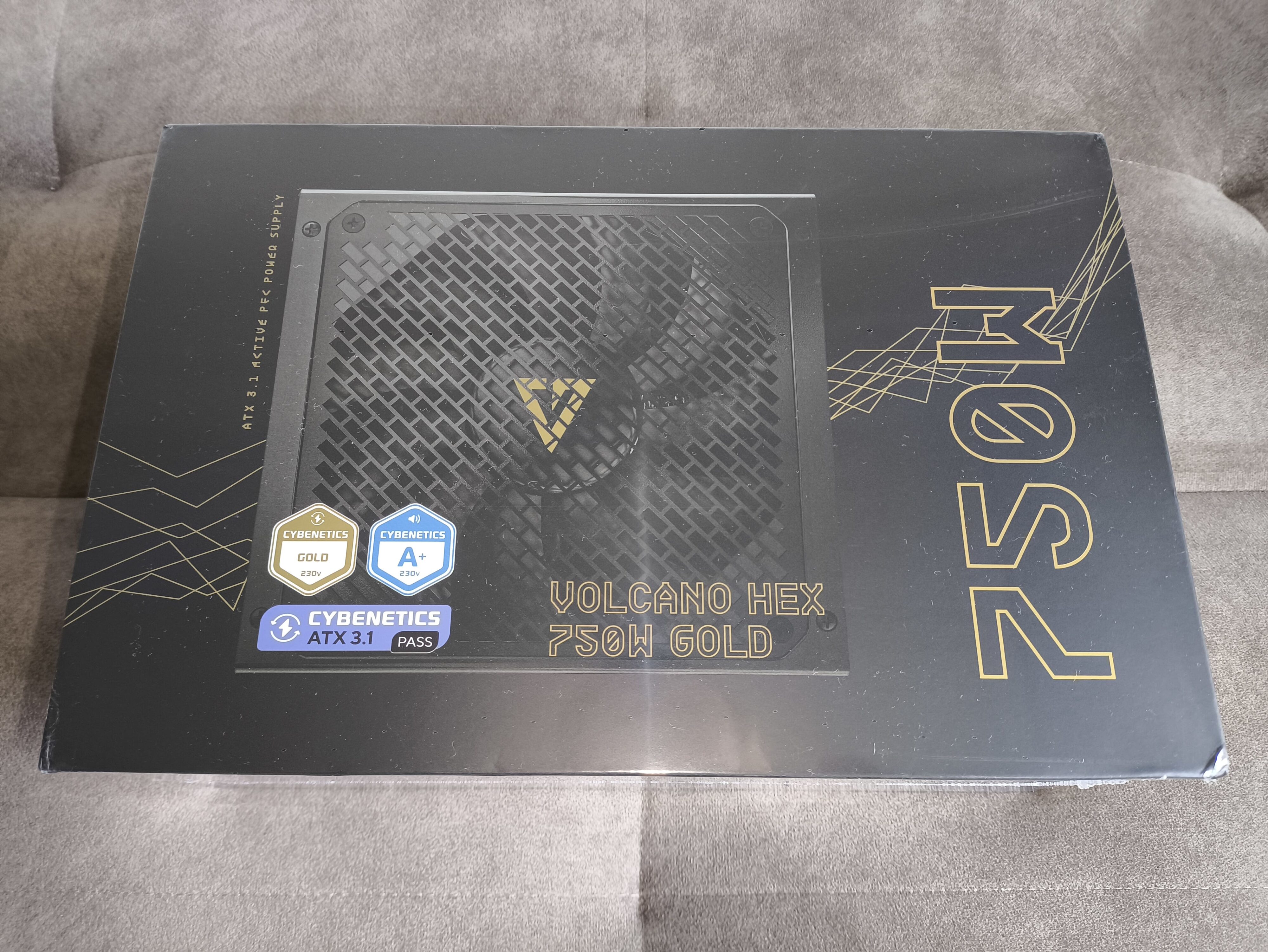 Modecom Volcano Hex 750W - recenzja zasilacza. Nowość w gamie marki Modecom oparta na podzespołach wysokiej jakości. Jest warty uwagi?