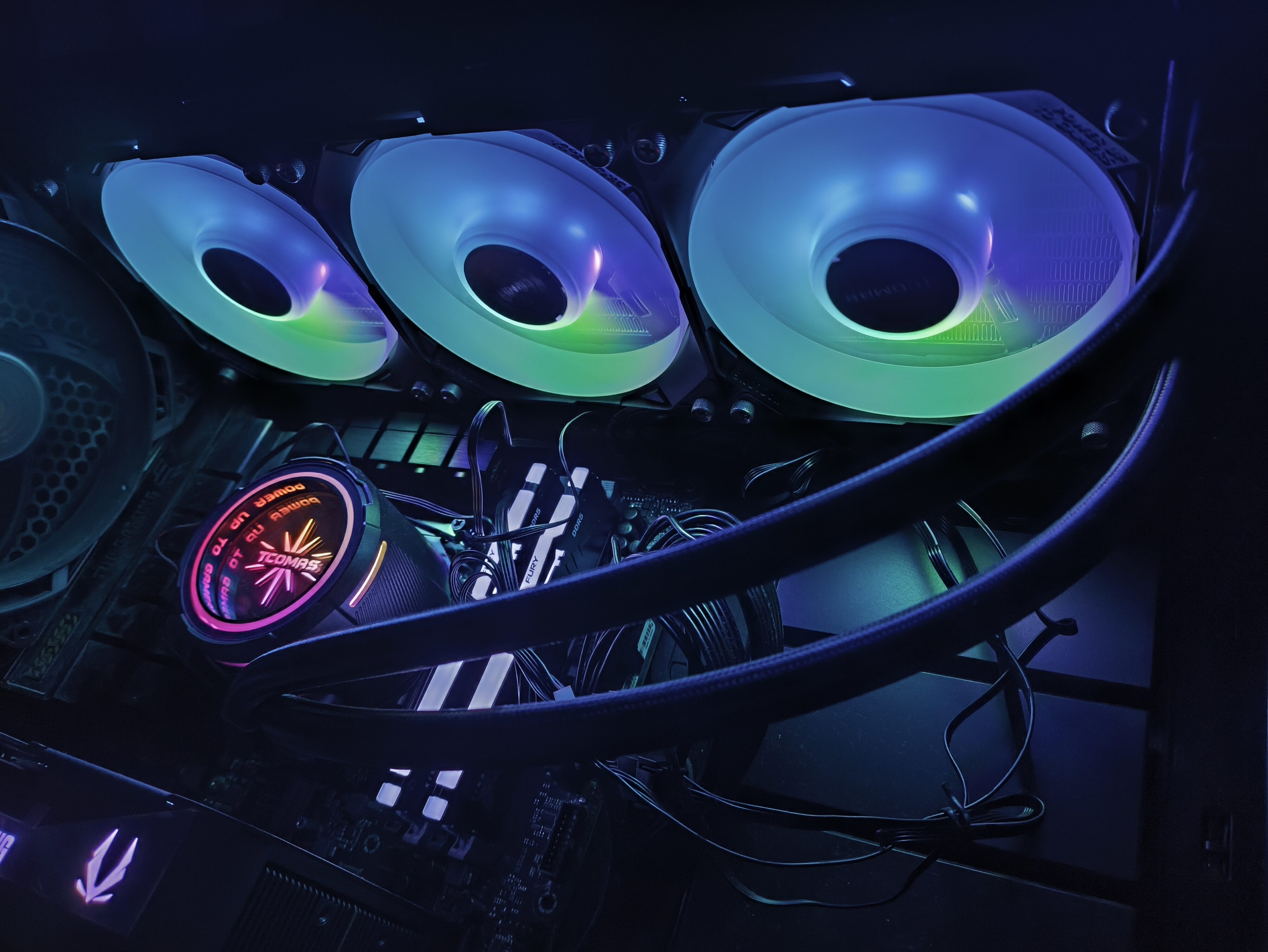 TComas LA200 360 - test chłodzenia AIO. Nowy gracz na polskim rynku chłodzeń procesorów. Czy testowane dziś chłodzenie jest godne uwagi?