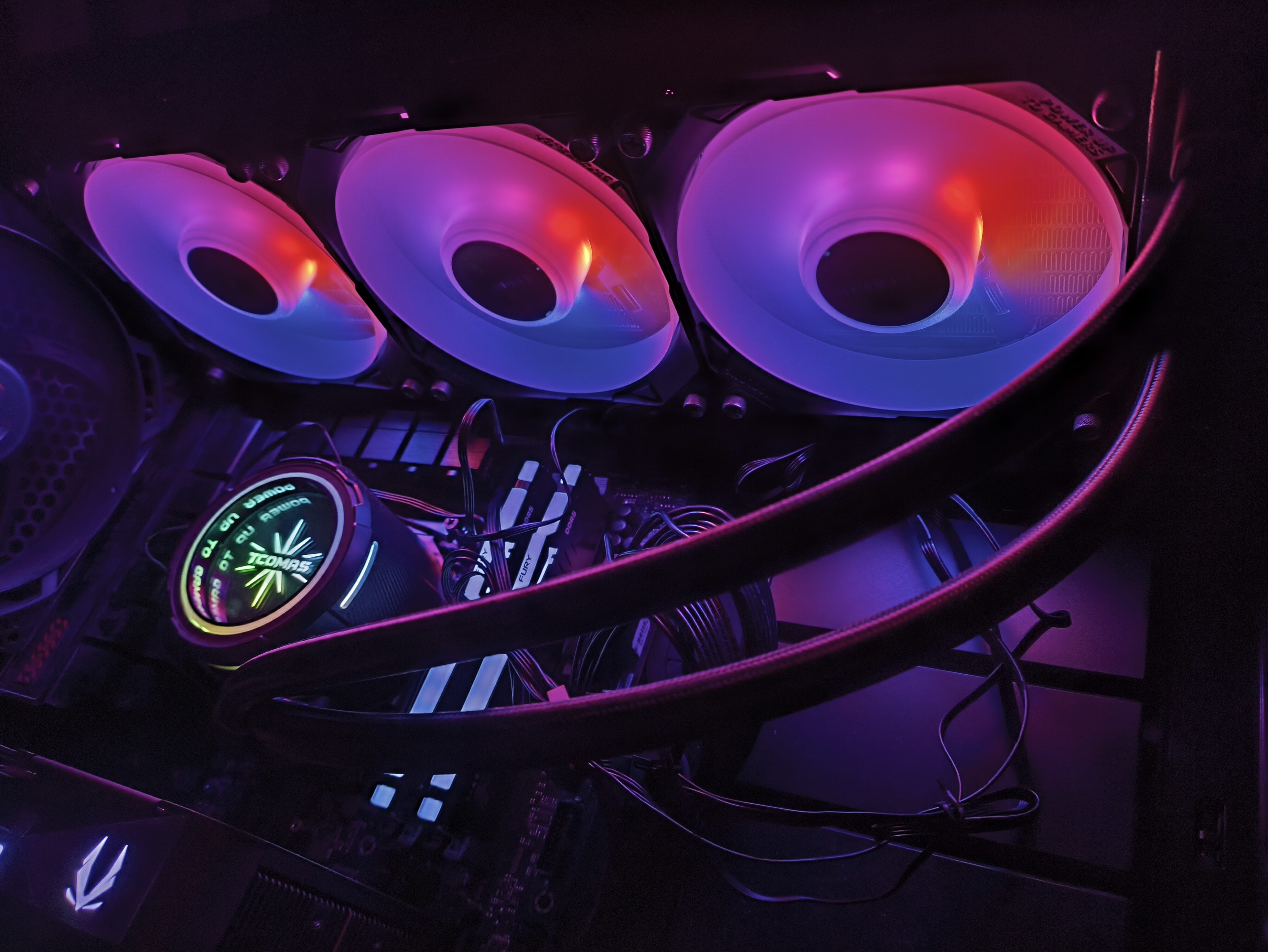 TComas LA200 360 - test chłodzenia AIO. Nowy gracz na polskim rynku chłodzeń procesorów. Czy testowane dziś chłodzenie jest godne uwagi?