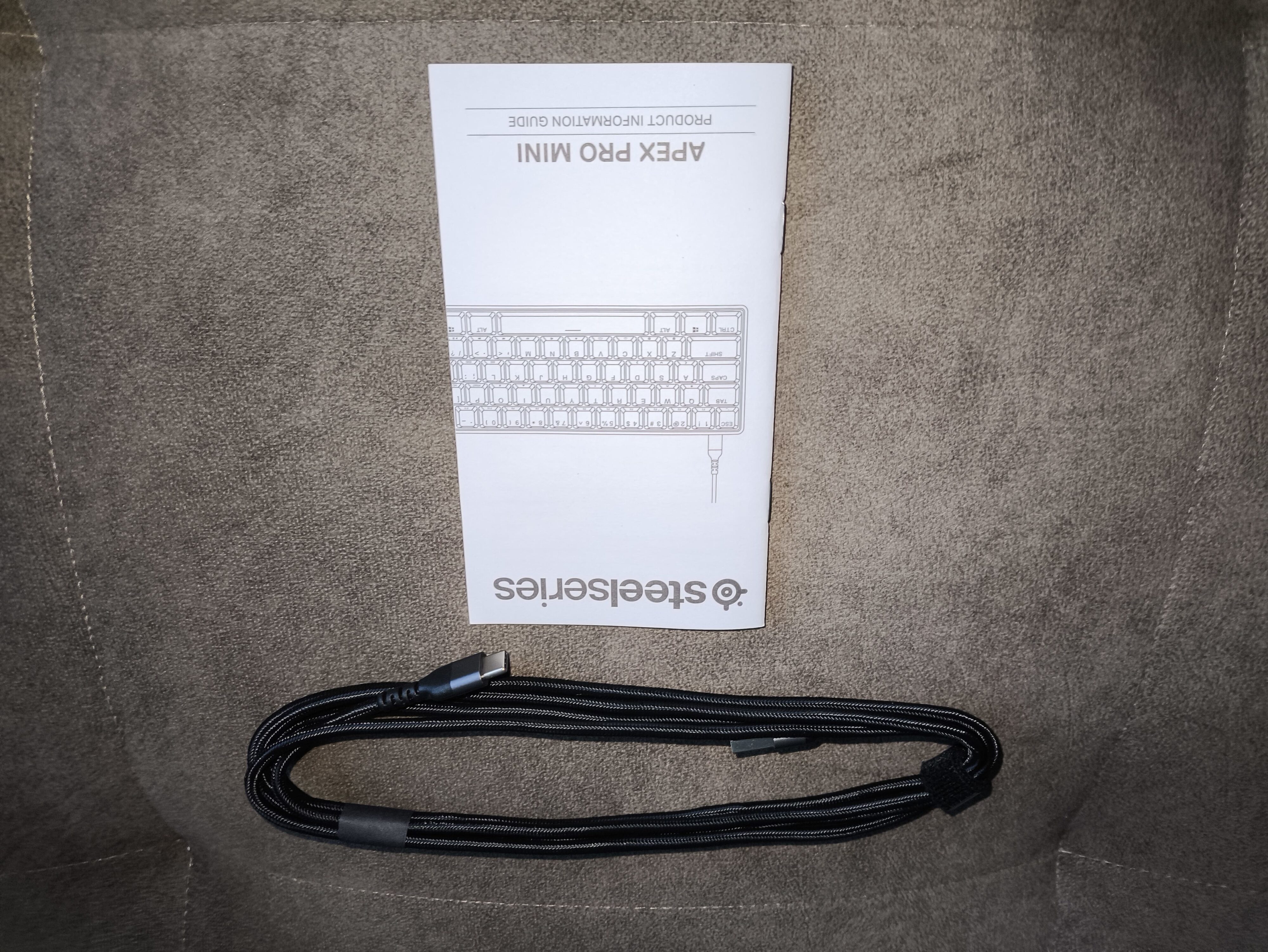 SteelSeries Apex Pro Mini Gen 3 - test klawiatury. Kontrola nad mikrometrami