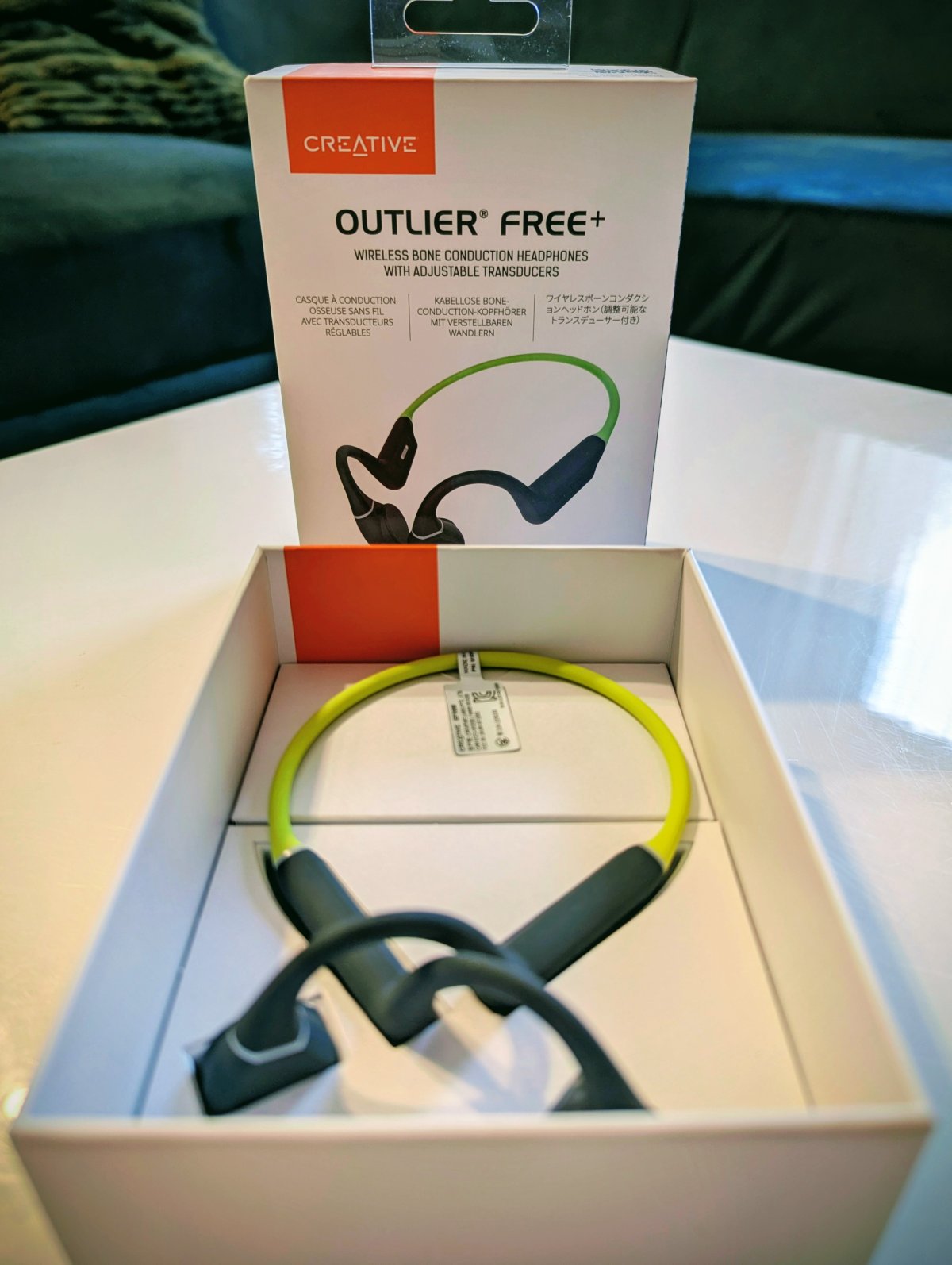 Słuchawki kostne idealne do biegania i na siłownię - Recenzja Creative Outlier Free+