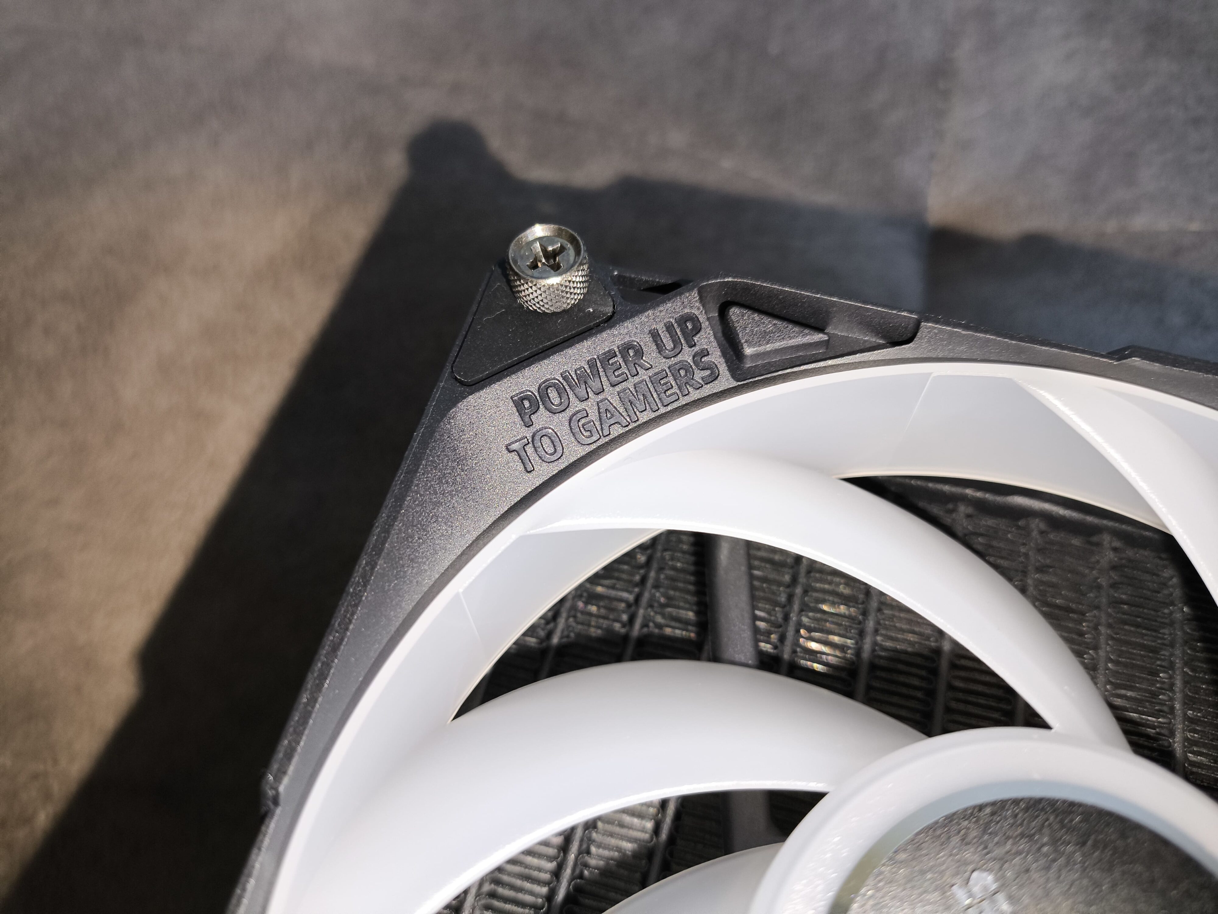 TComas LA200 360 - test chłodzenia AIO. Nowy gracz na polskim rynku chłodzeń procesorów. Czy testowane dziś chłodzenie jest godne uwagi?