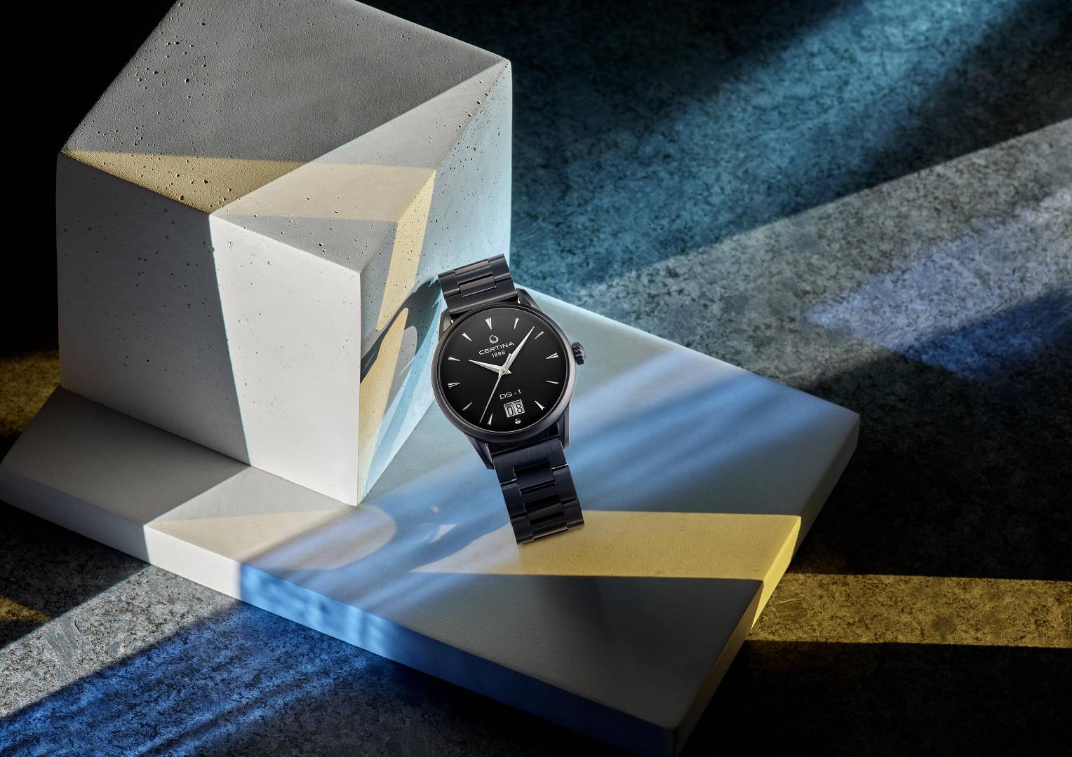 Certina_DS-1 Big Date_C029.426.33.051.00_Product_Horizontal_PR_MEDIUM.jpg