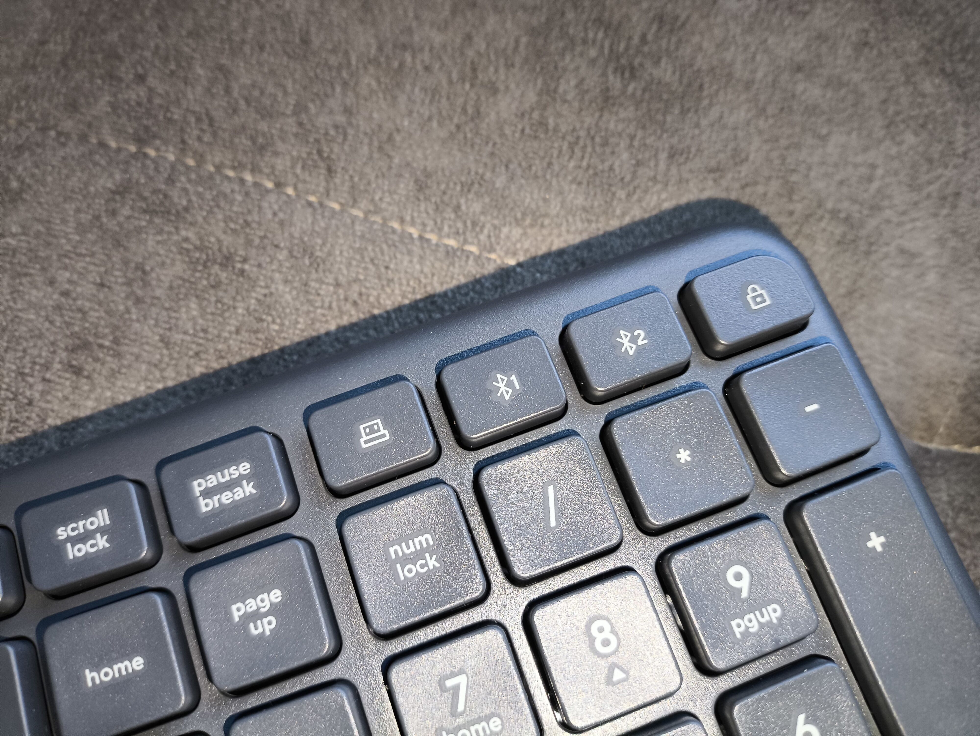 Trust Keyra - test bardzo ergonomicznej klawiatury. Przynajmniej według słów Trusta