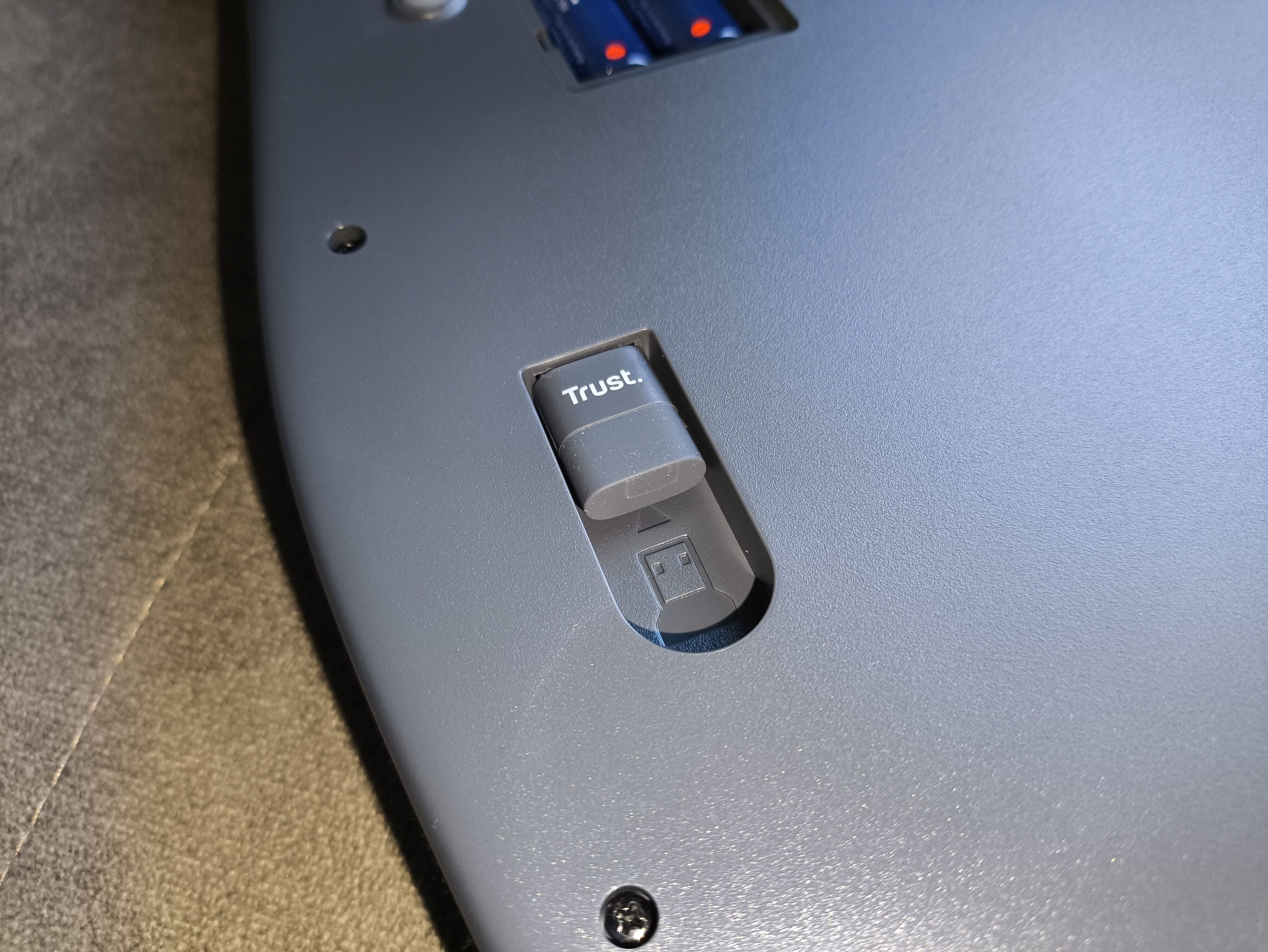 Trust Keyra - test bardzo ergonomicznej klawiatury. Przynajmniej według słów Trusta